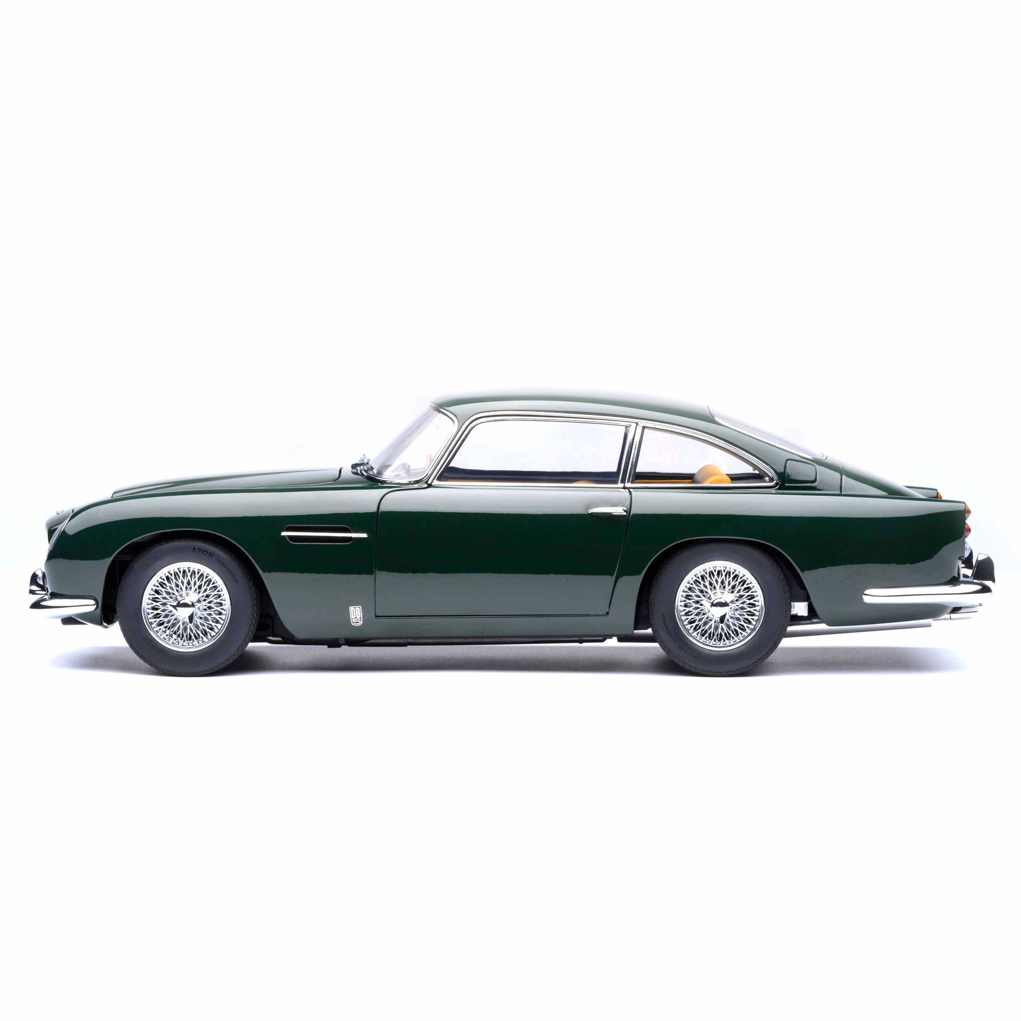 Aston Martin DB5 Vert de course britannique 1/18
