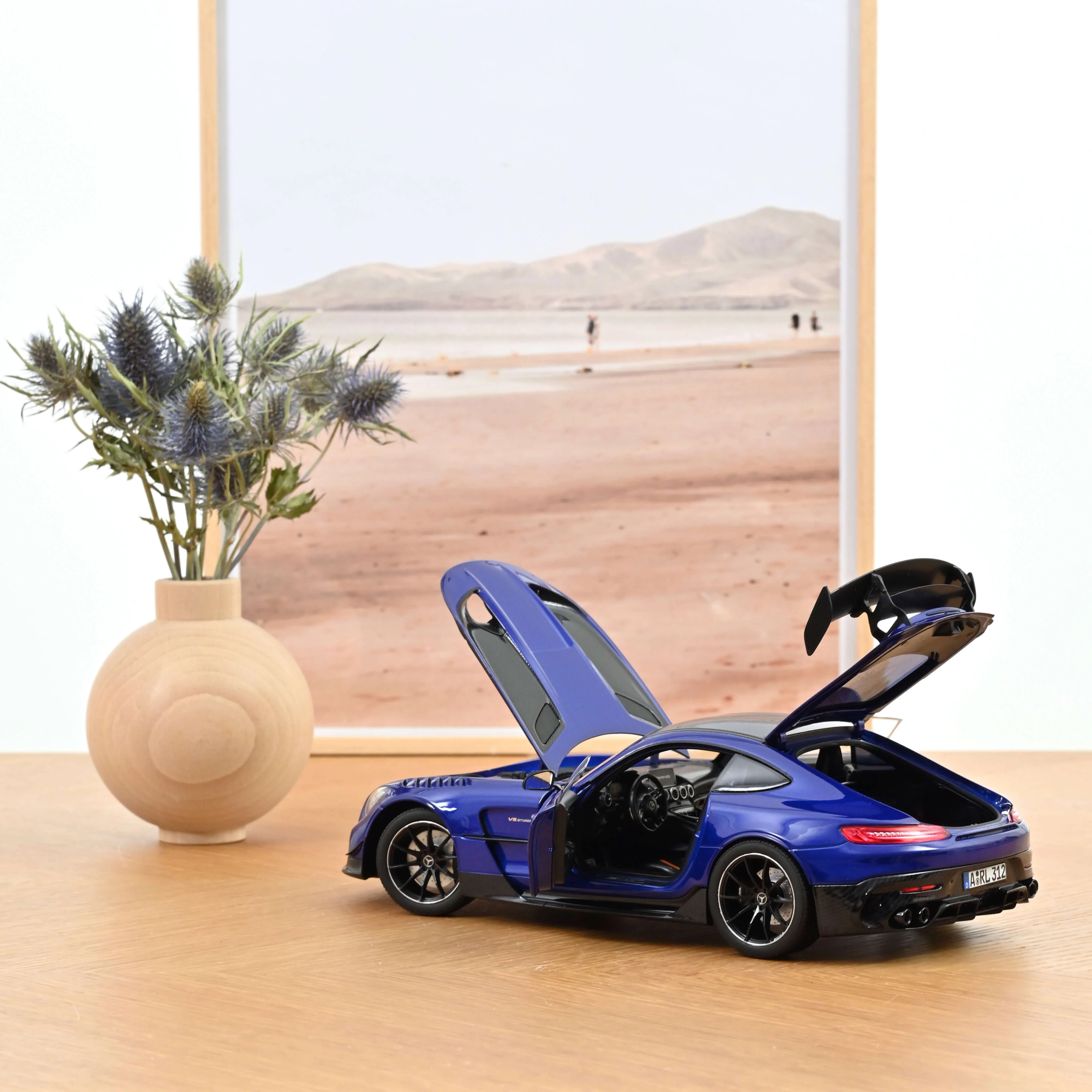Mercedes-AMG GT Série Noire 2021 Bleu métallisé 1/18