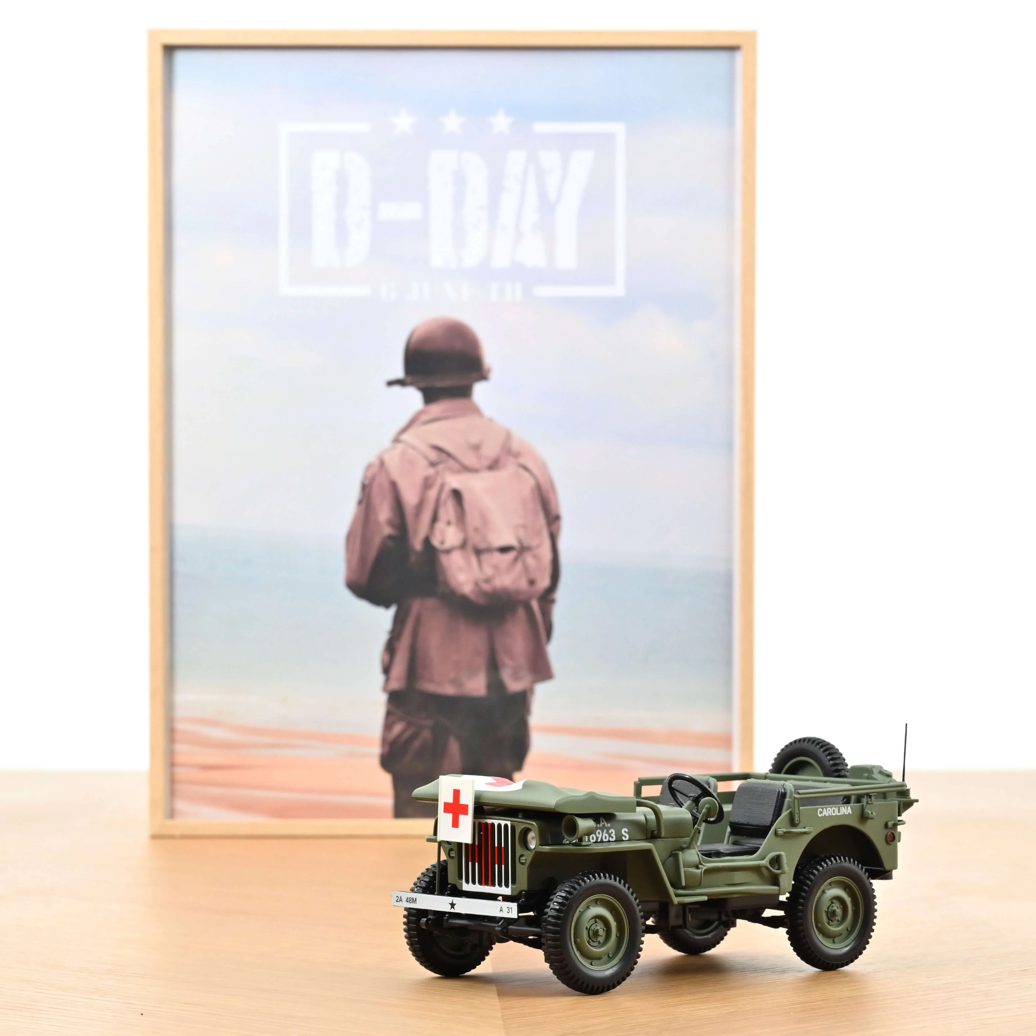 Jeep Militaire 1944 Ambulance 1/18 - 200 pcs
