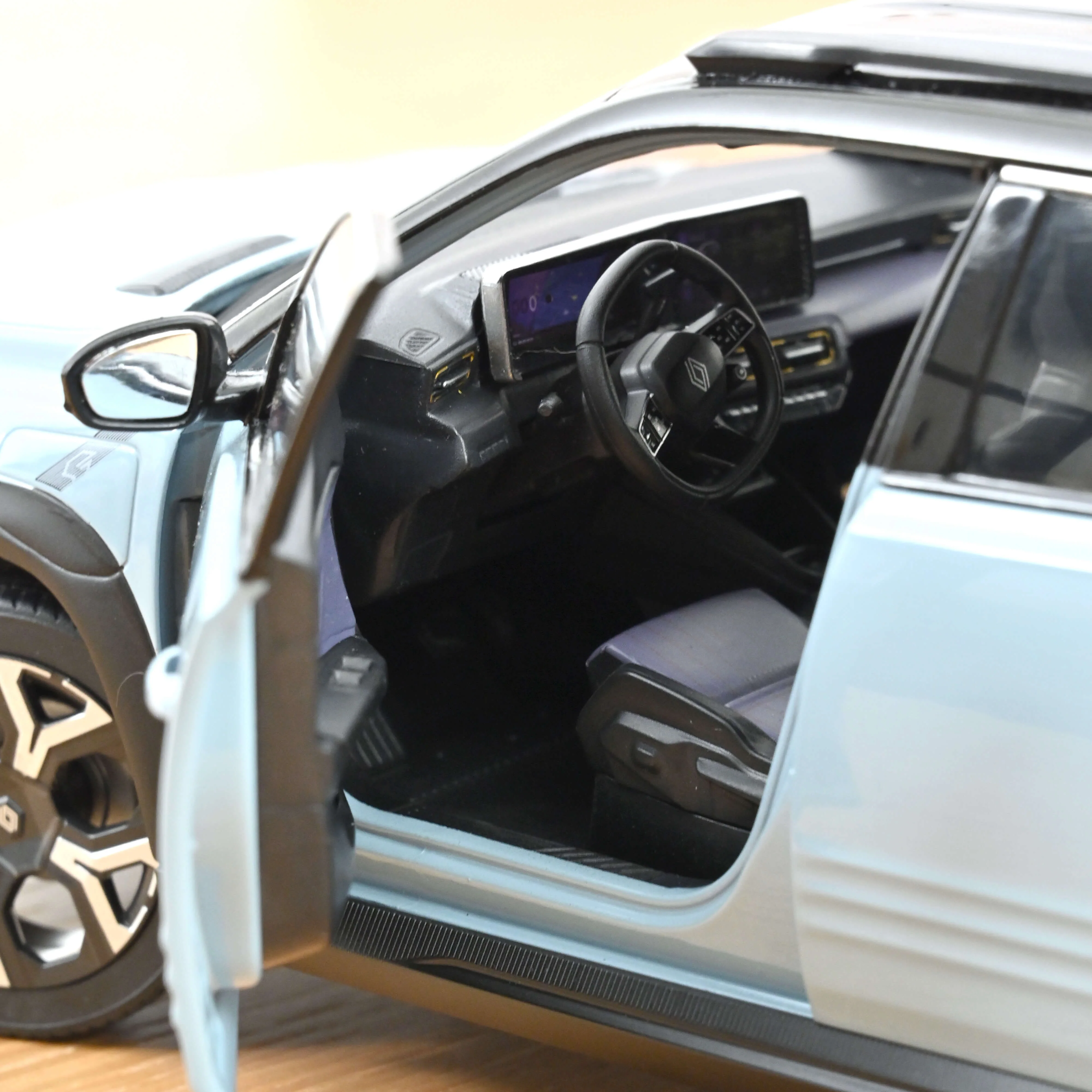 Renault 4 E-Tech Electrique 2025 Bleu Nuage 1/18