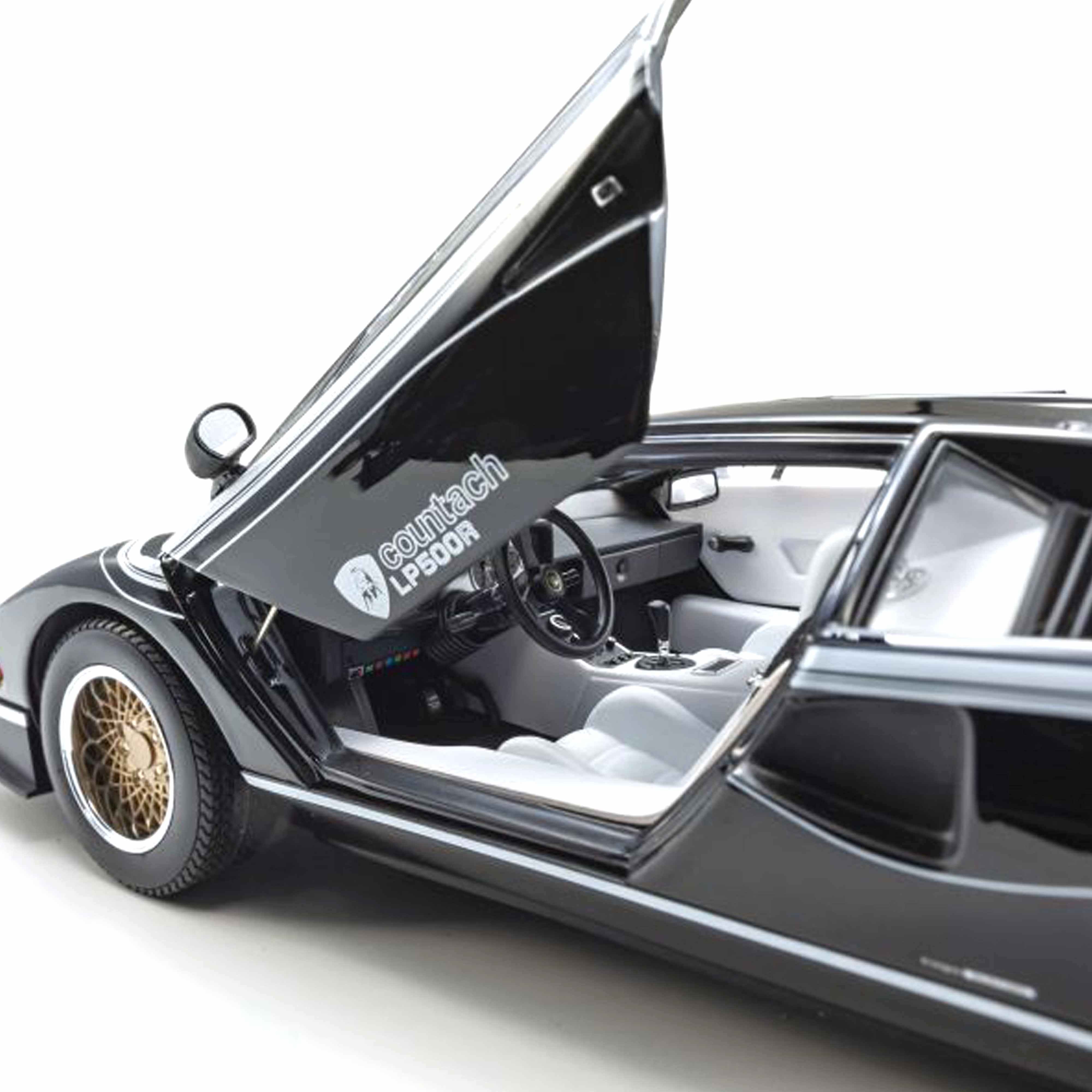 Lamborghini Countach LP5000 Noir/Blanc 1/18