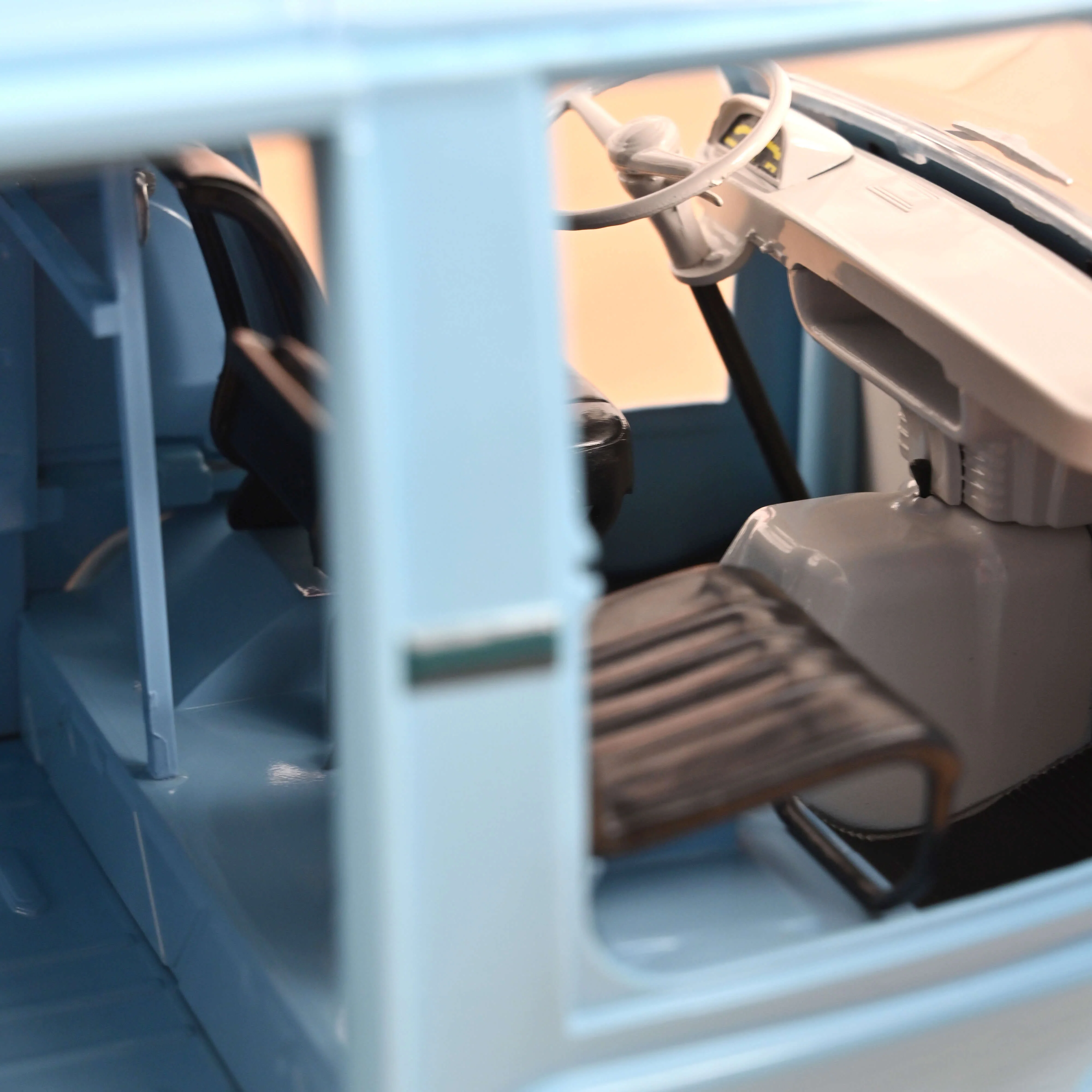 Renault Estafette 1959 Bleu Clair 1/18 - 200pcs