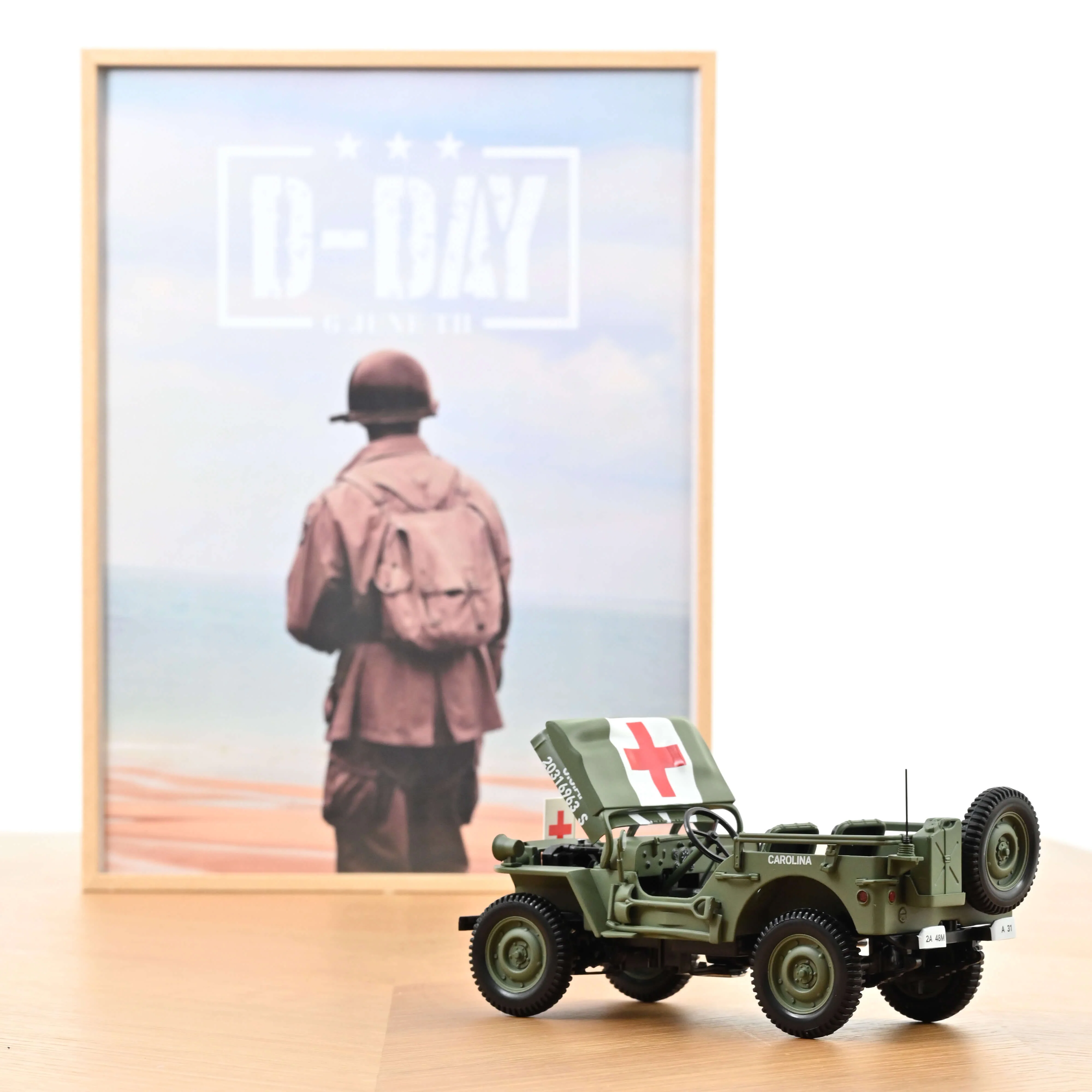 Jeep Militaire 1944 Ambulance 1/18 - 200 pcs