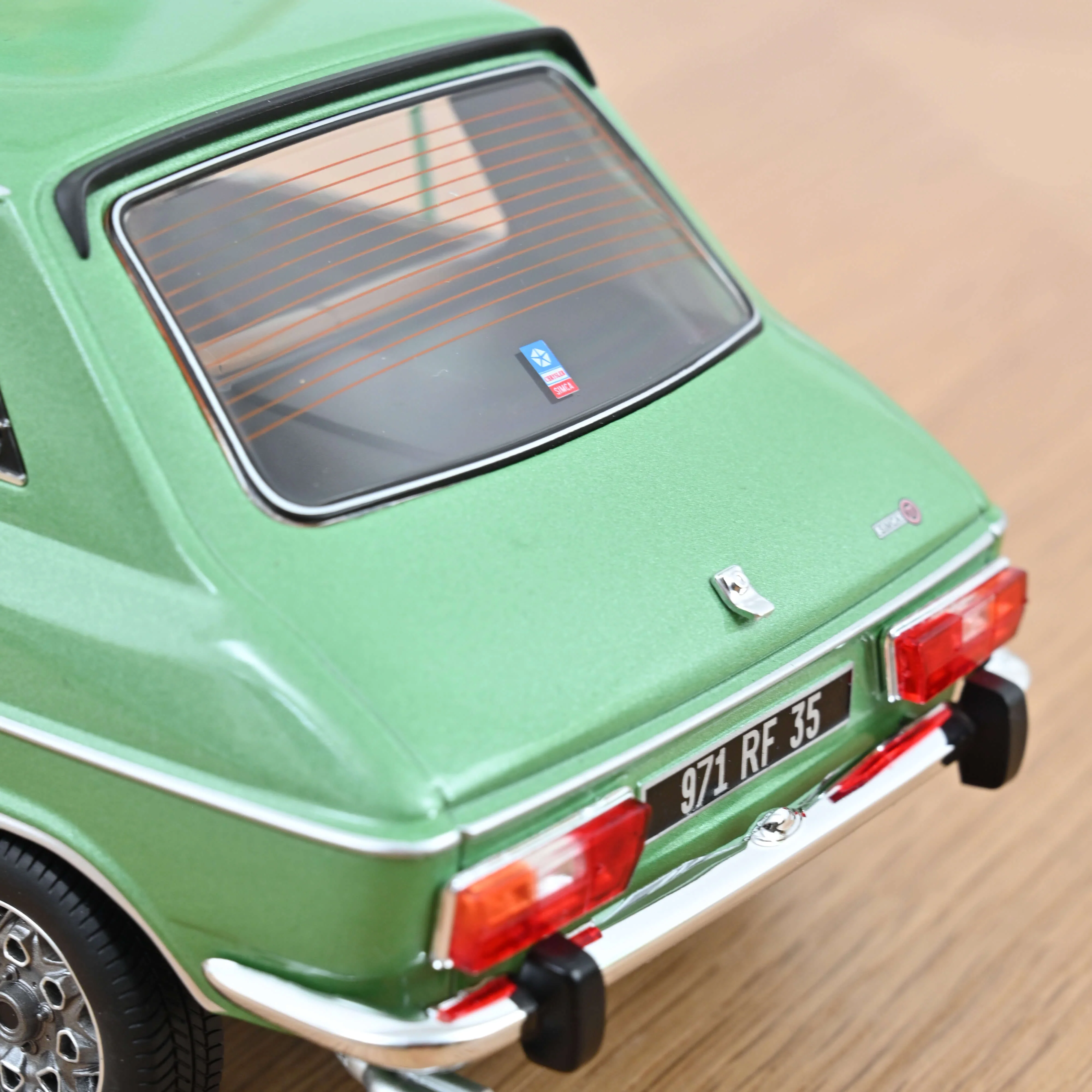 Simca 1100 Ti 1975 Vert métal adriatique 1/18 - 300pcs