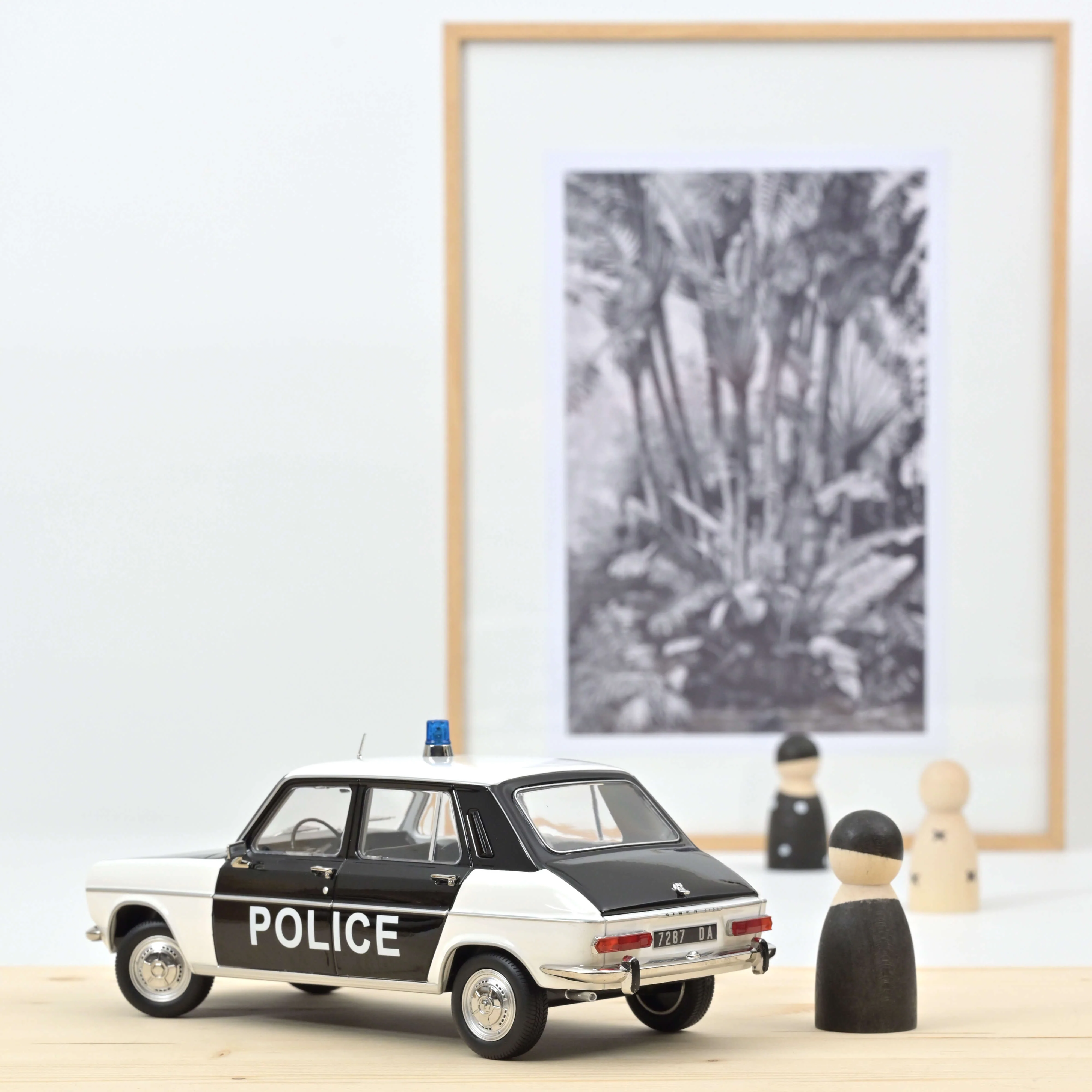 Simca 1100 1968 Police 1/18 - 300pcs