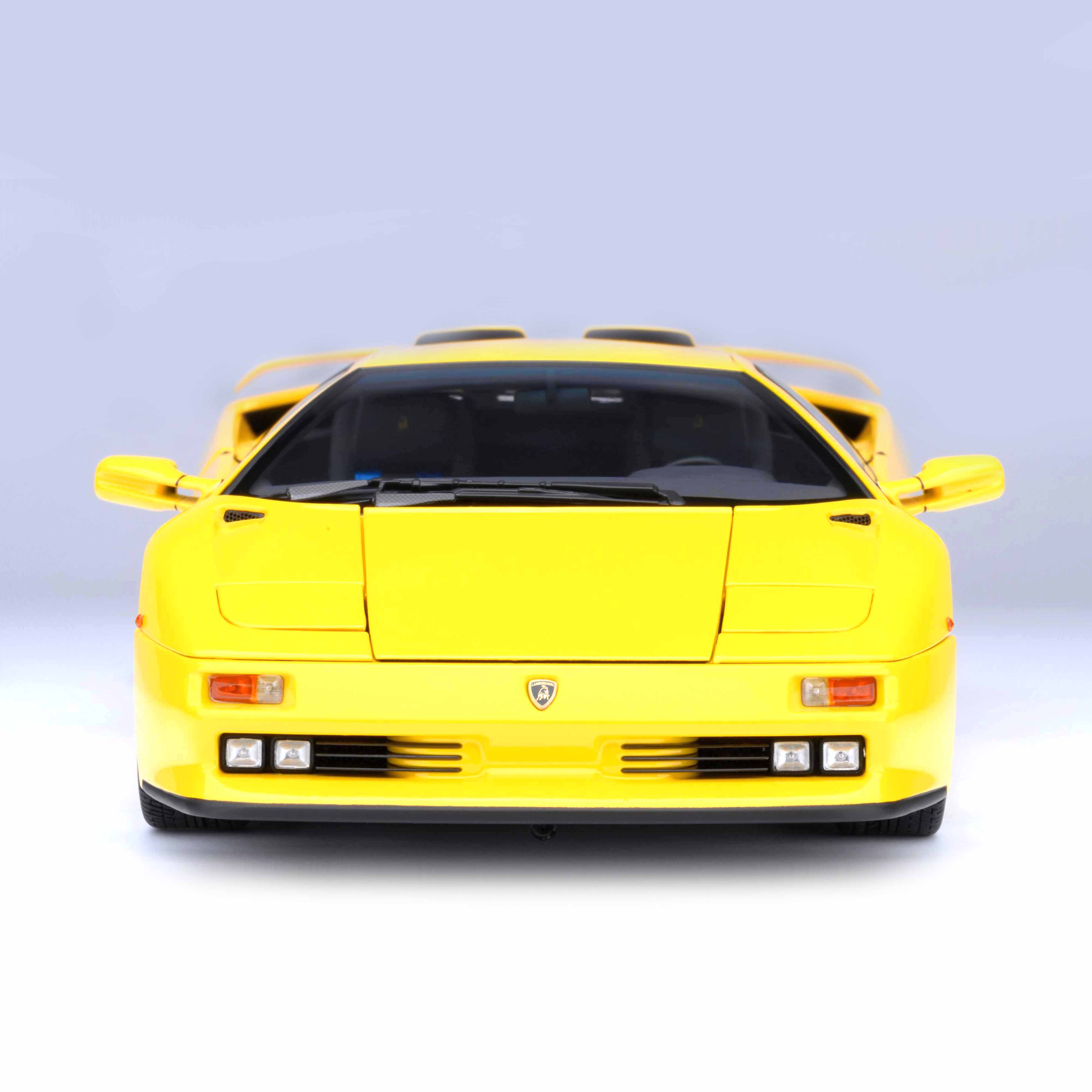 Lamborghini Diablo SE JOTA Superfly Jaune 1995 1/18