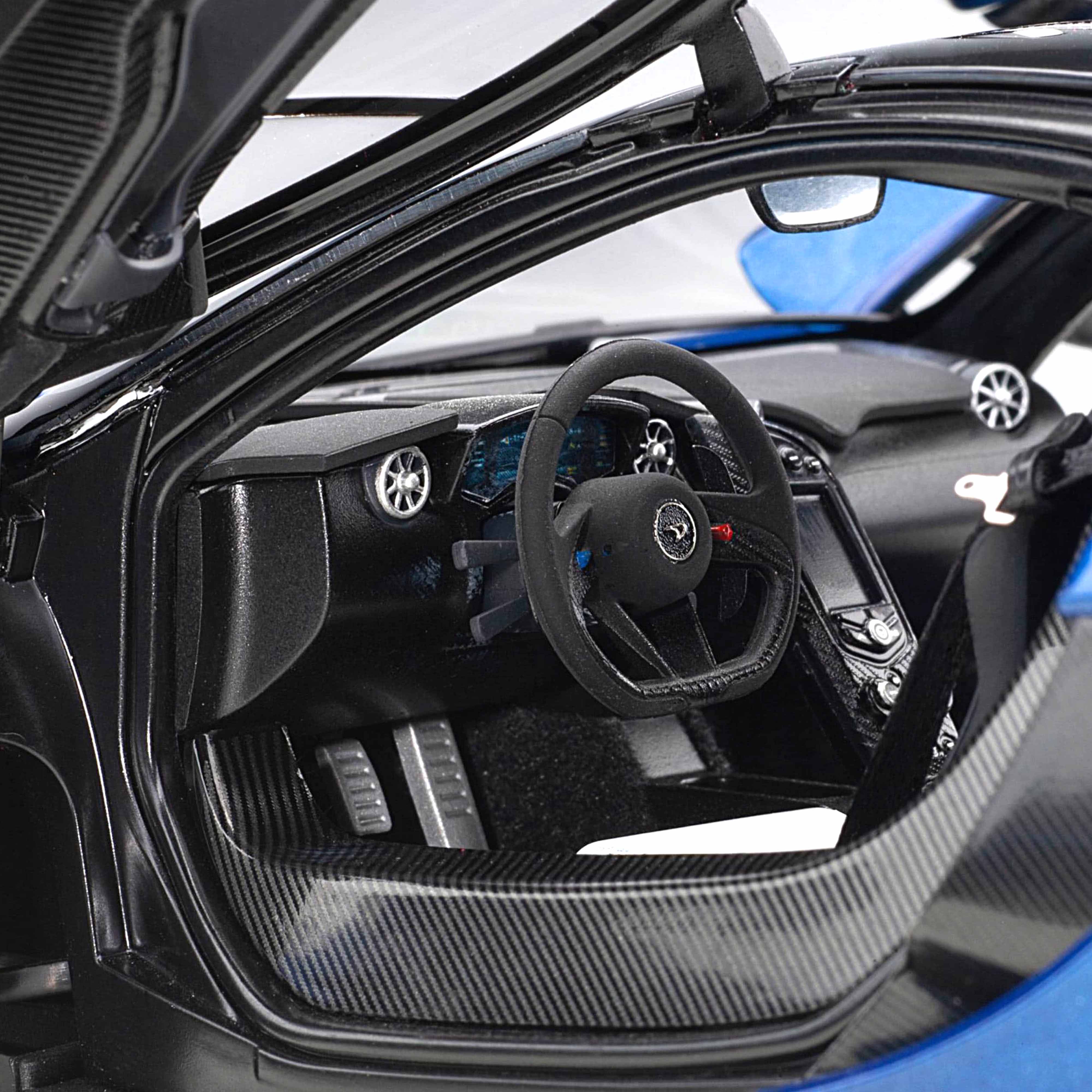 McLaren P1 2013 Bleu Azur 1/18