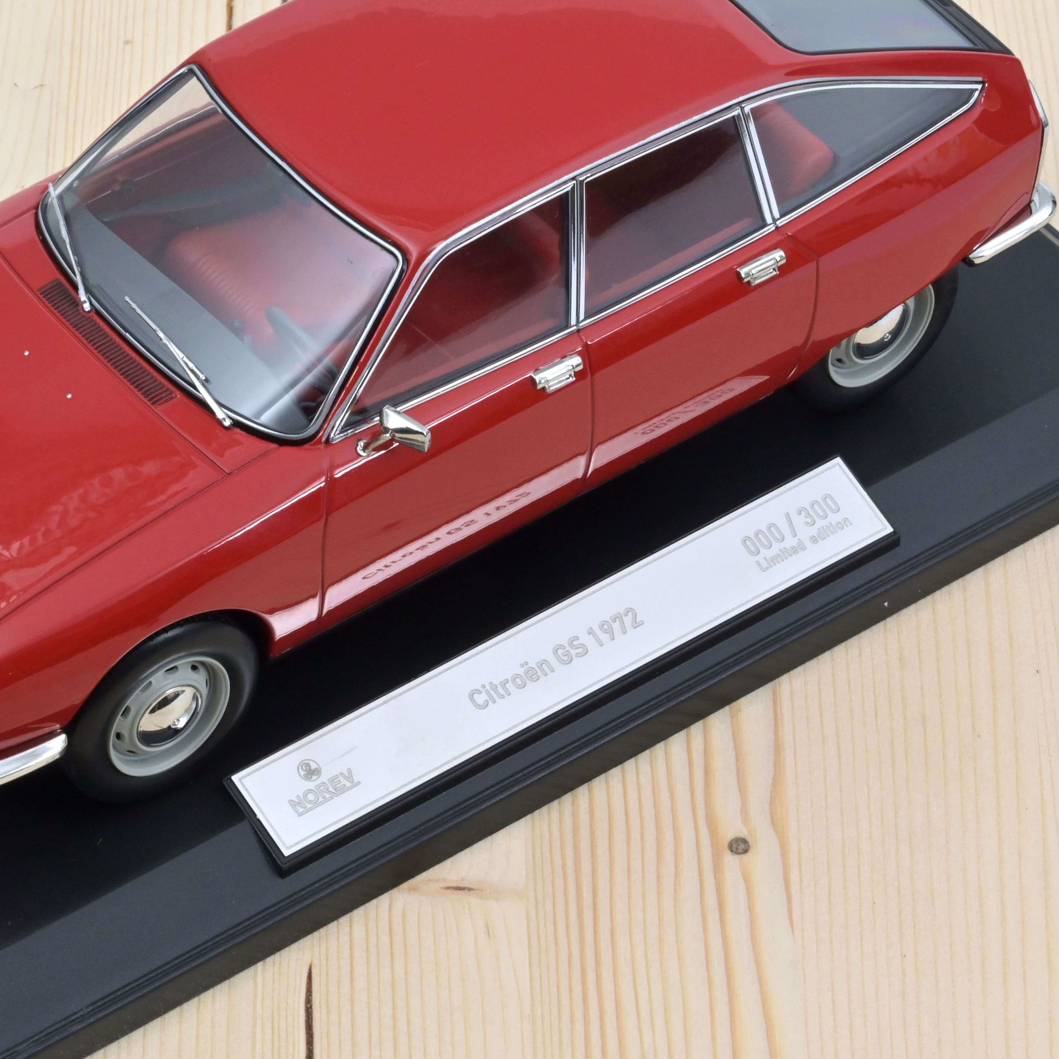 Citroën GS 1972 Rio Rouge 1/18 - 300pcs