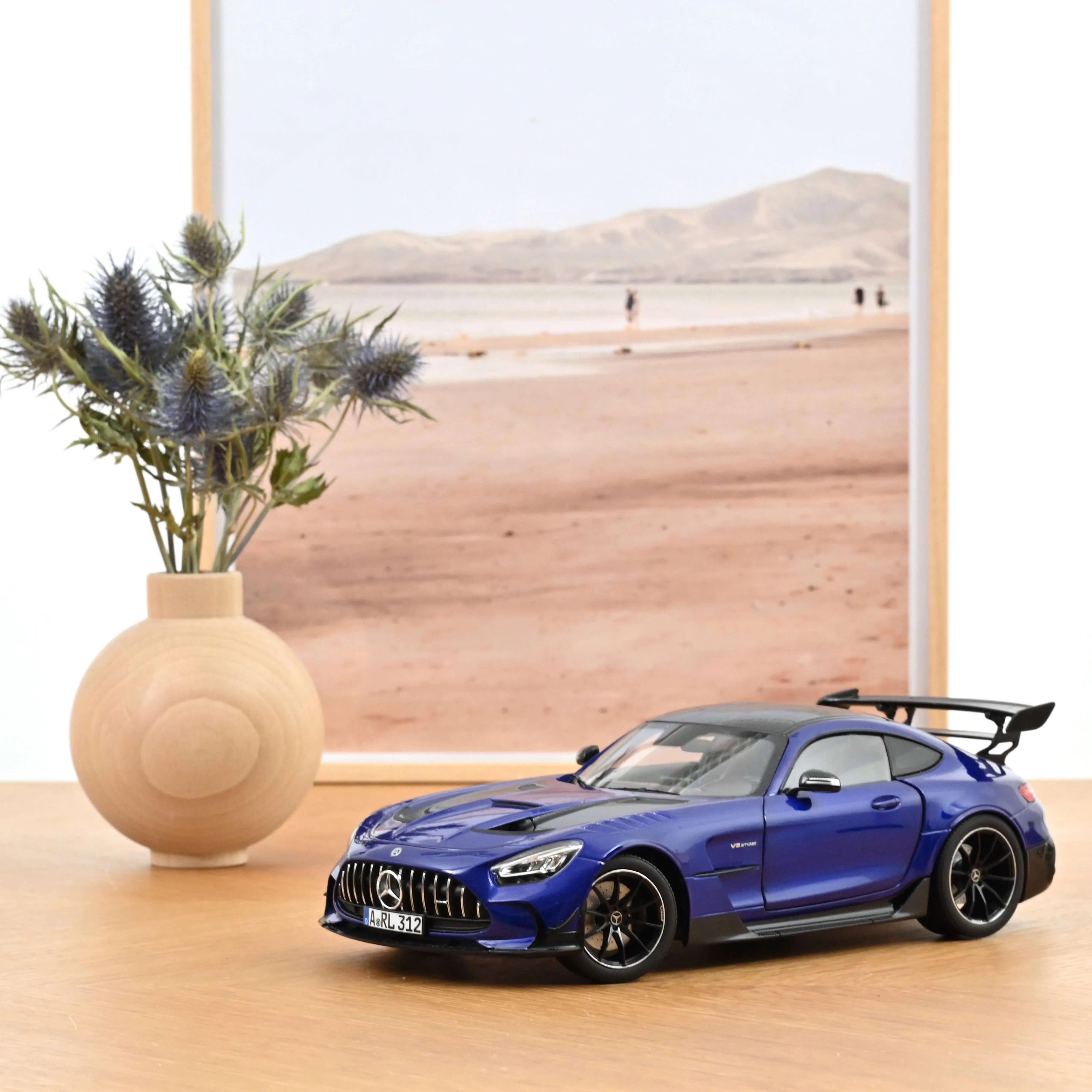 Mercedes-AMG GT Série Noire 2021 Bleu métallisé 1/18