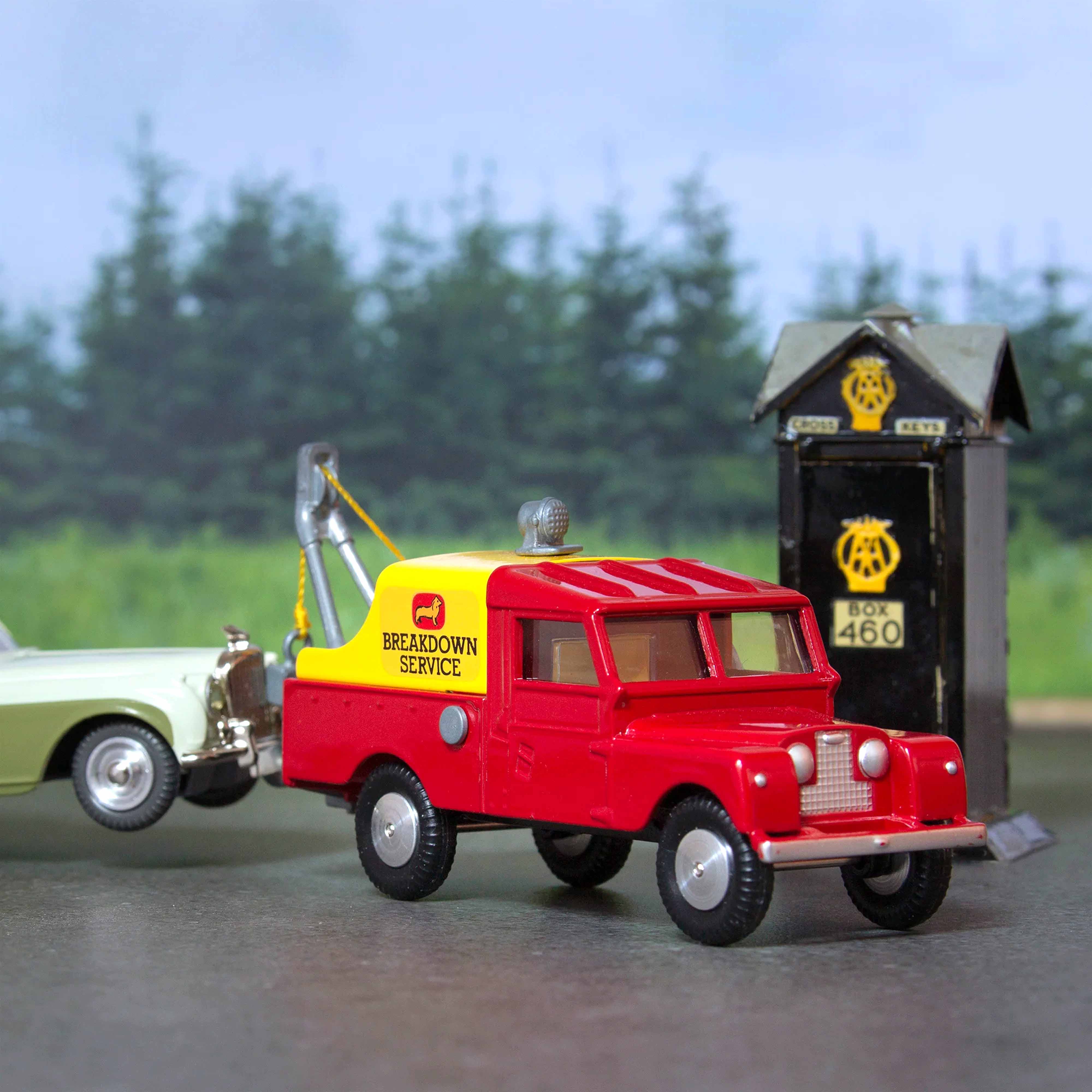 Land Rover Dépanneuse 1/46 - n°417