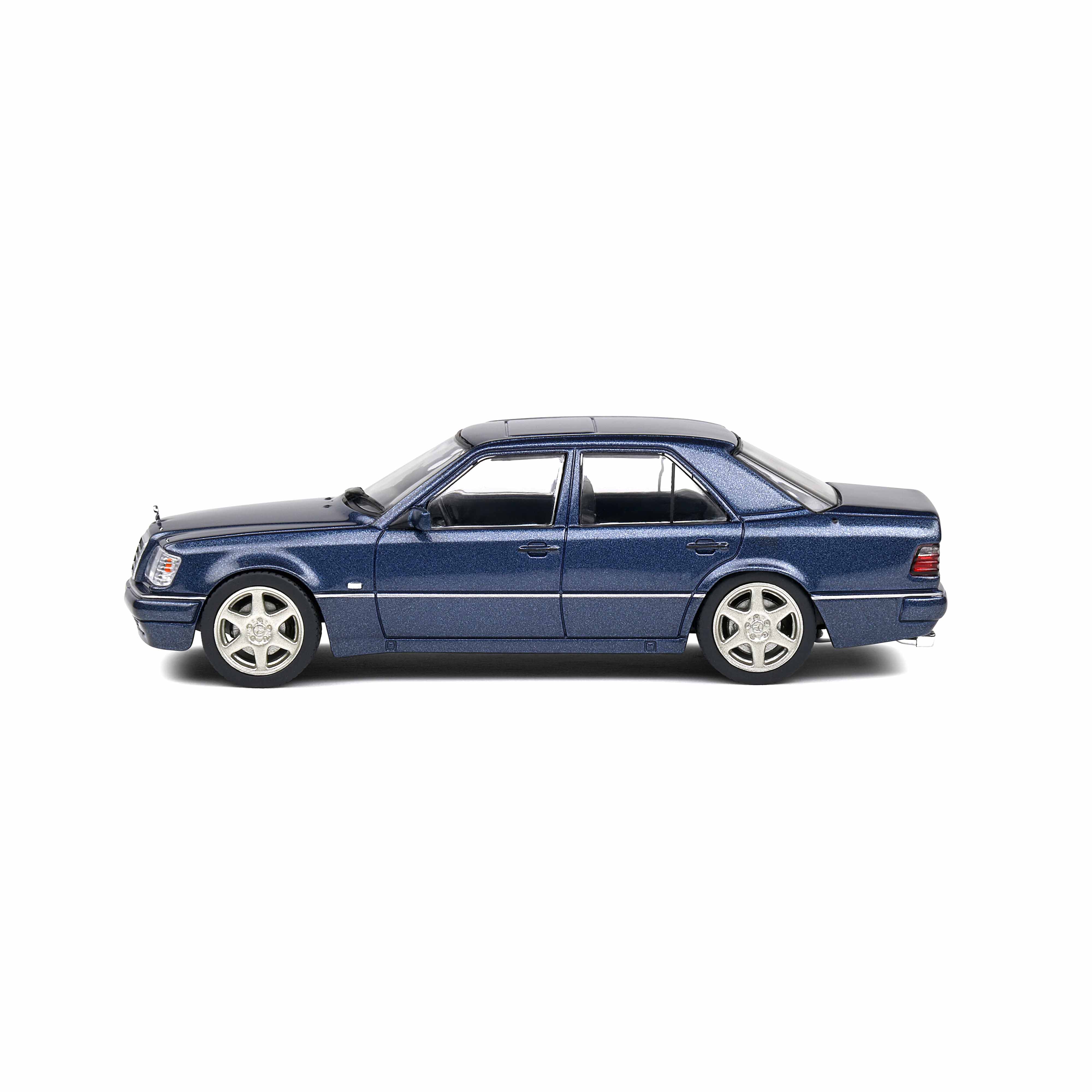 Mercedes-Benz W124 E60 AMG Bleu Nautique 1994 1/43