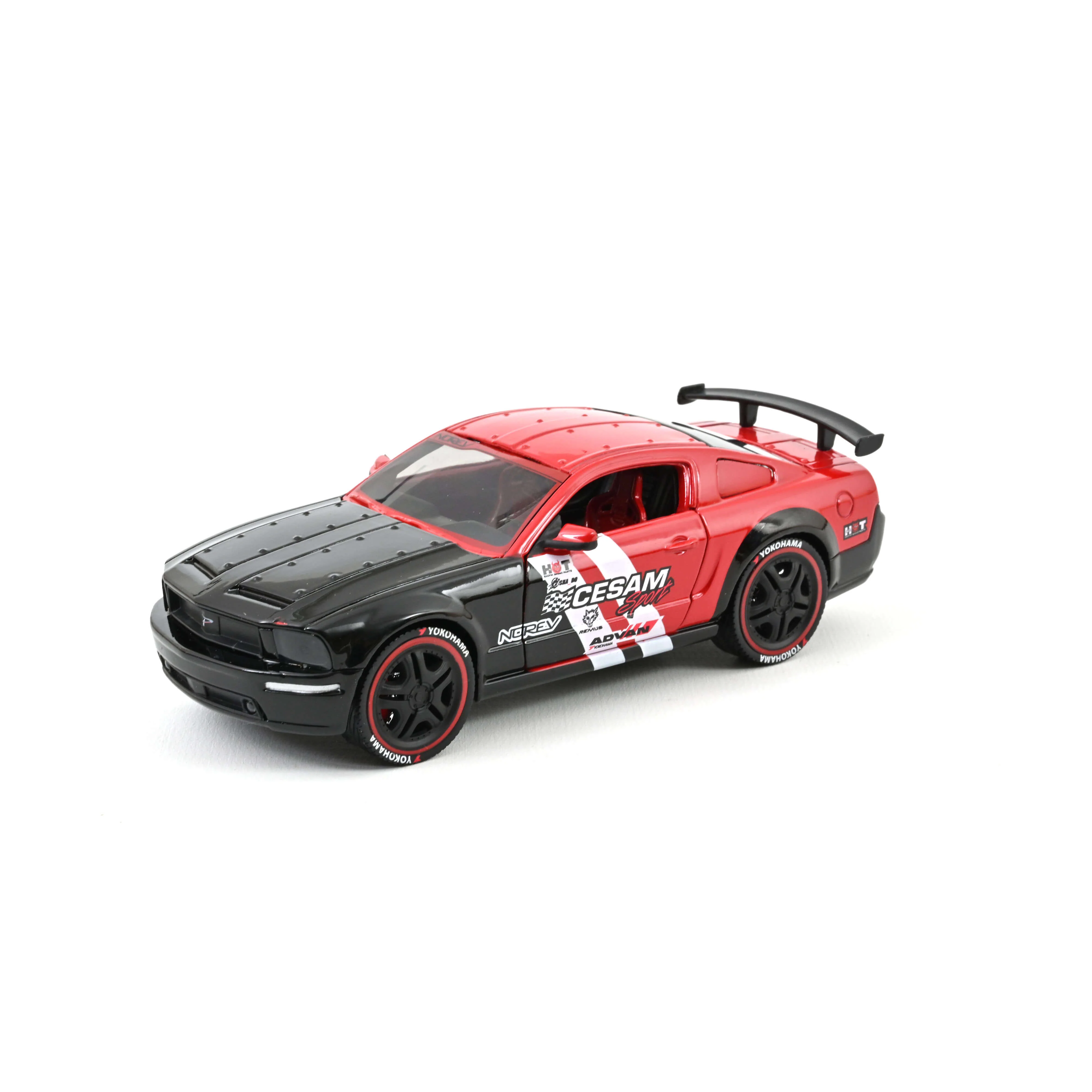 Street Racer coffret 2 voitures + 1 offerte 1/32
