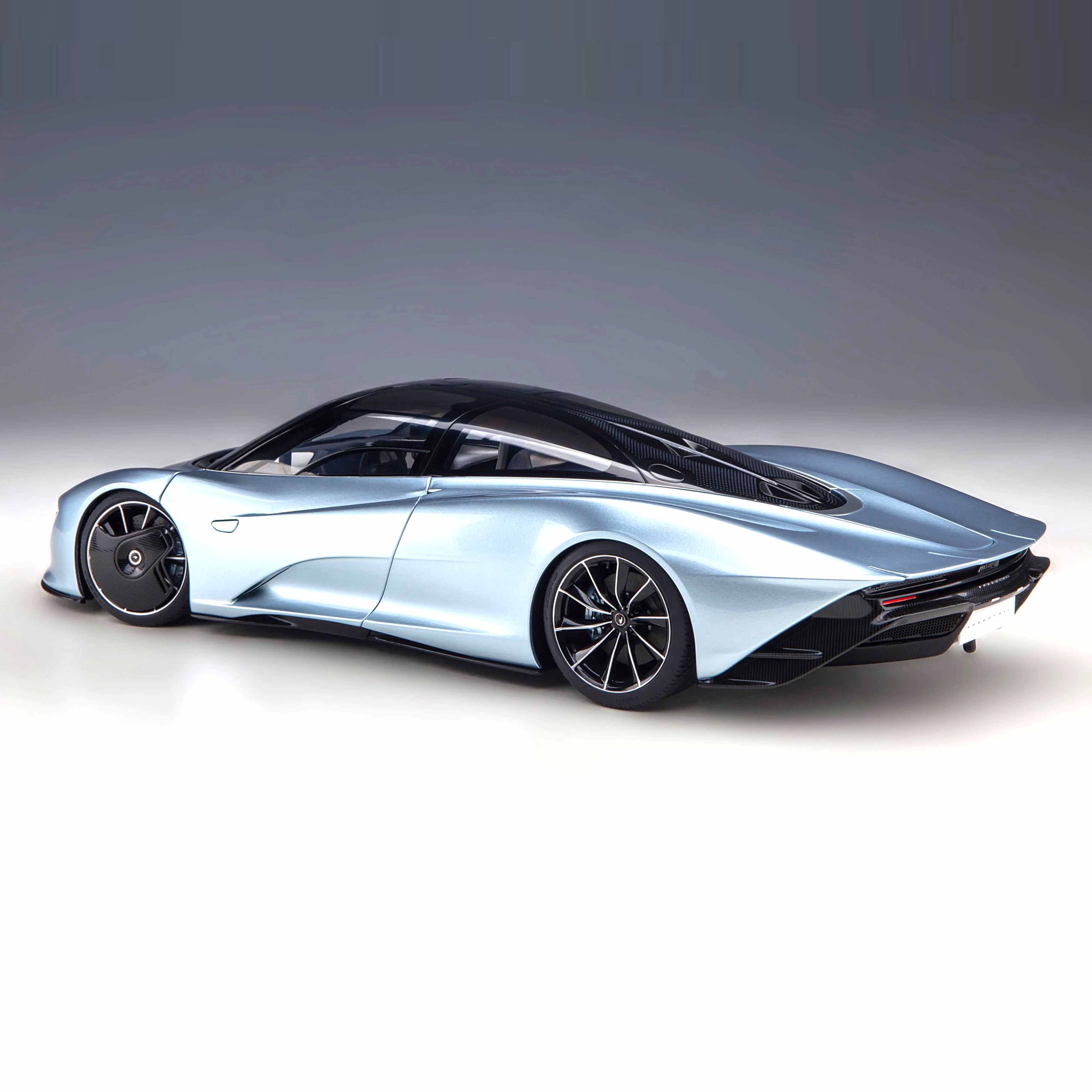 McLaren Speedtail 2020 Bleu Glacé 1/18