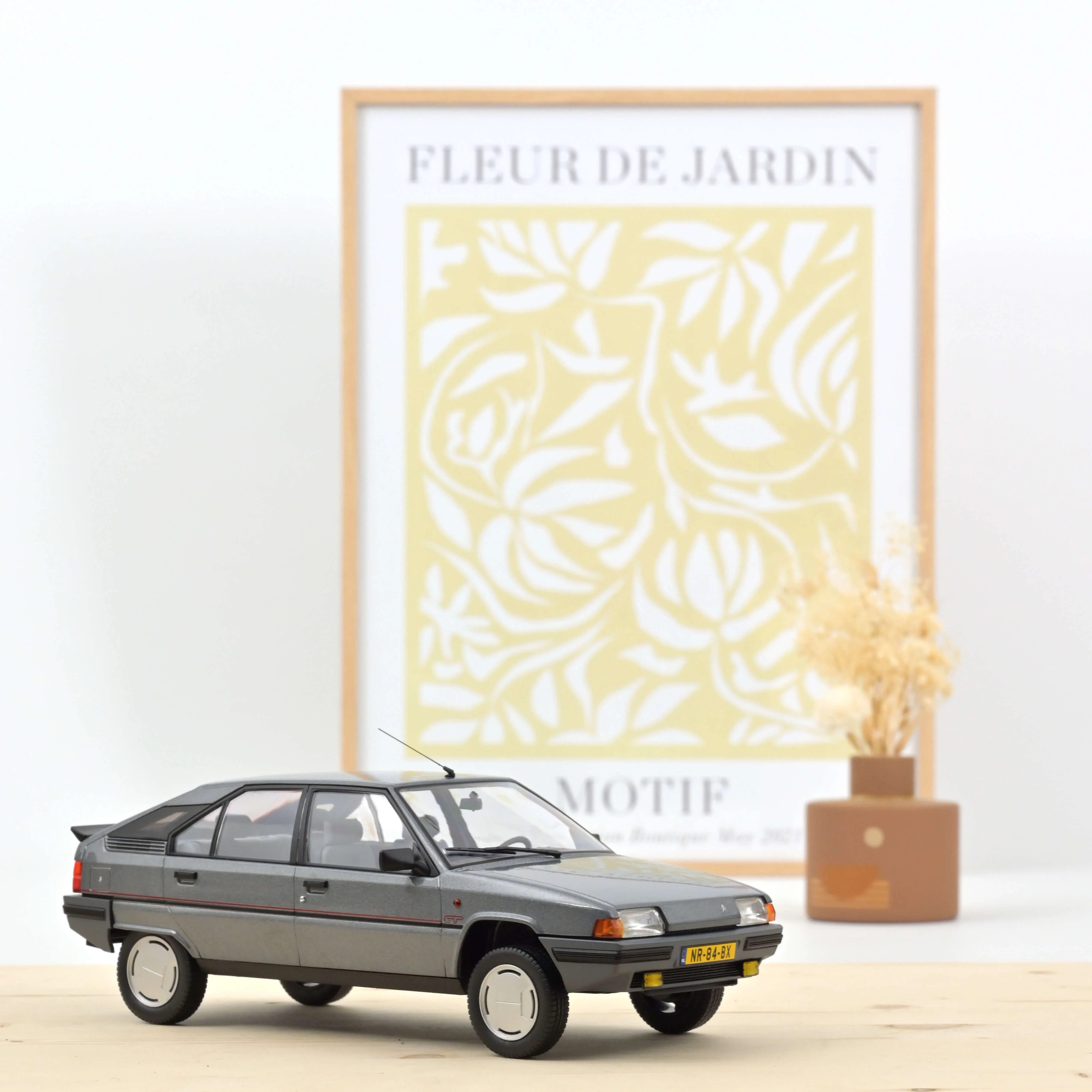 Citroën BX 19 GT 1984 Gris Renard NL version 1/18 - 300pcs