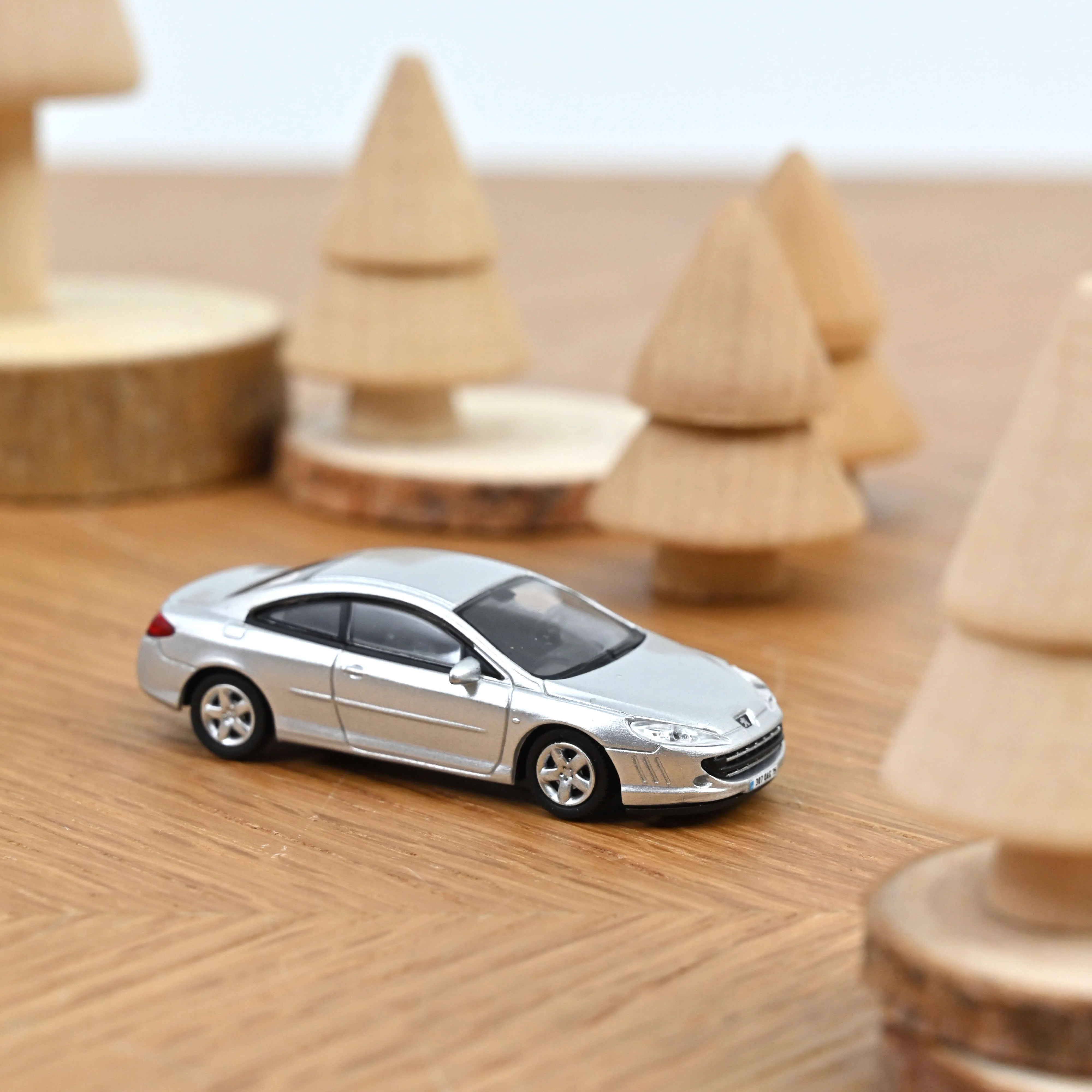 Peugeot 407 Coupé 2006 Argent 1/87