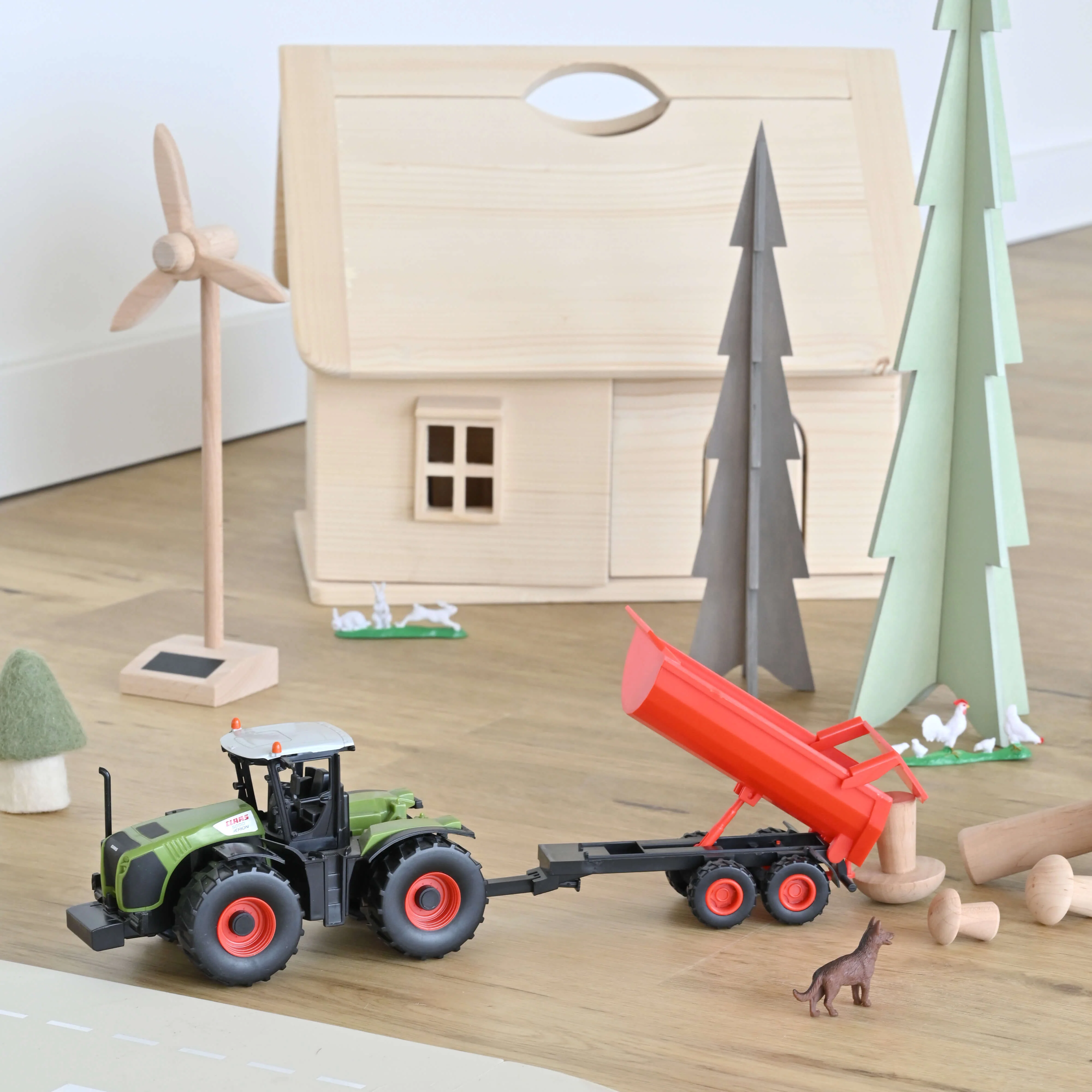 Tracteur CLAAS Xerion 5000 avec remorque Plastigam 1/43