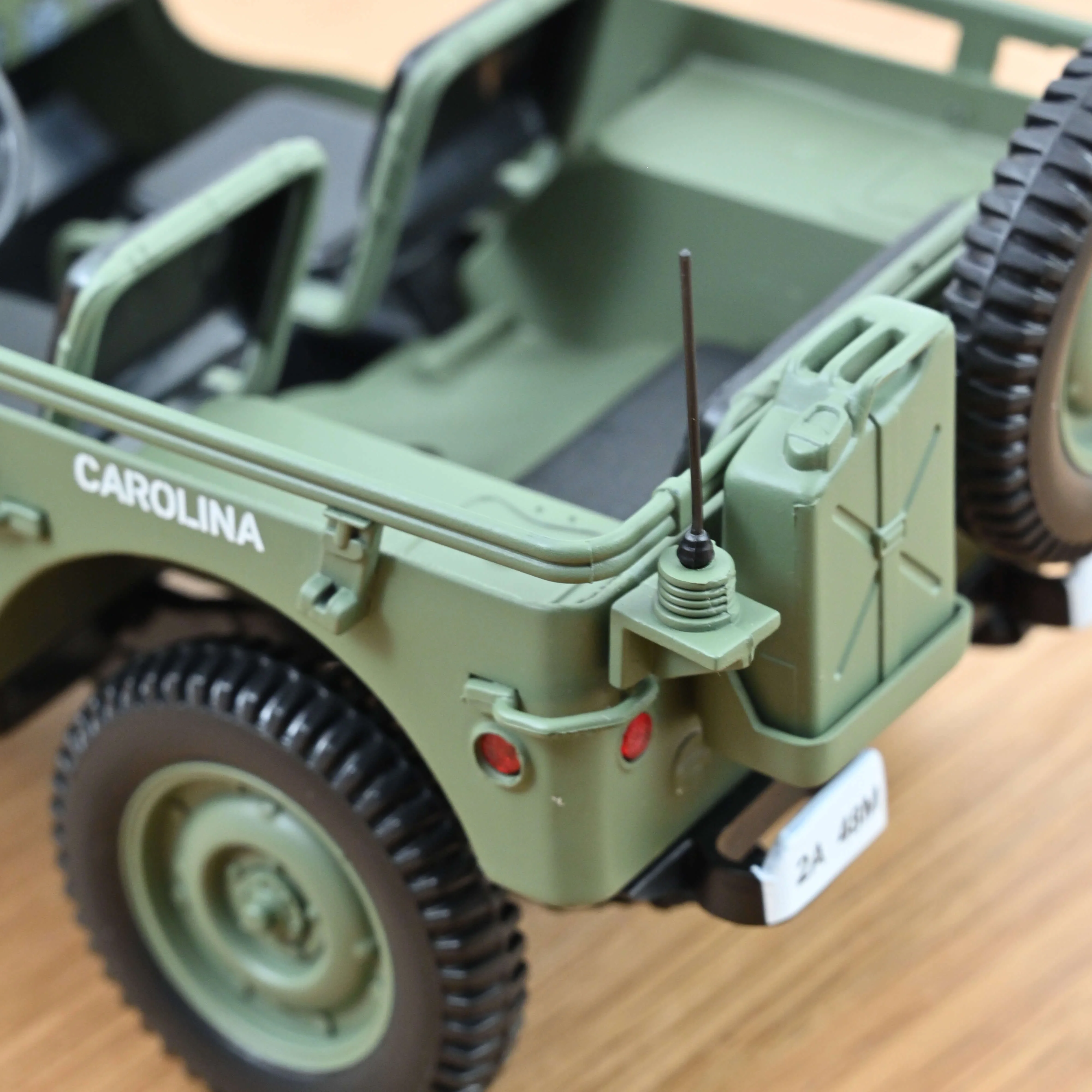 Jeep Militaire 1944 Ambulance 1/18 - 200 pcs