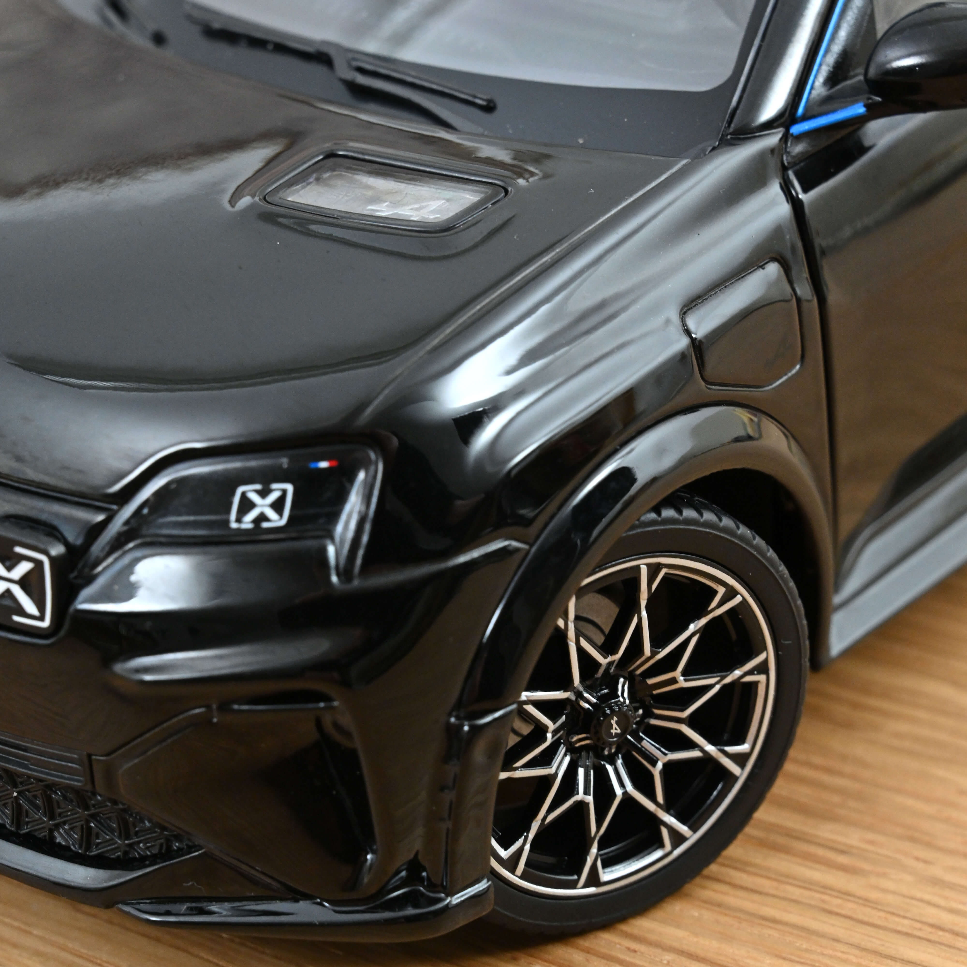 Alpine A290 GTS  2025 Noir Profond 1/18 - 300pcs