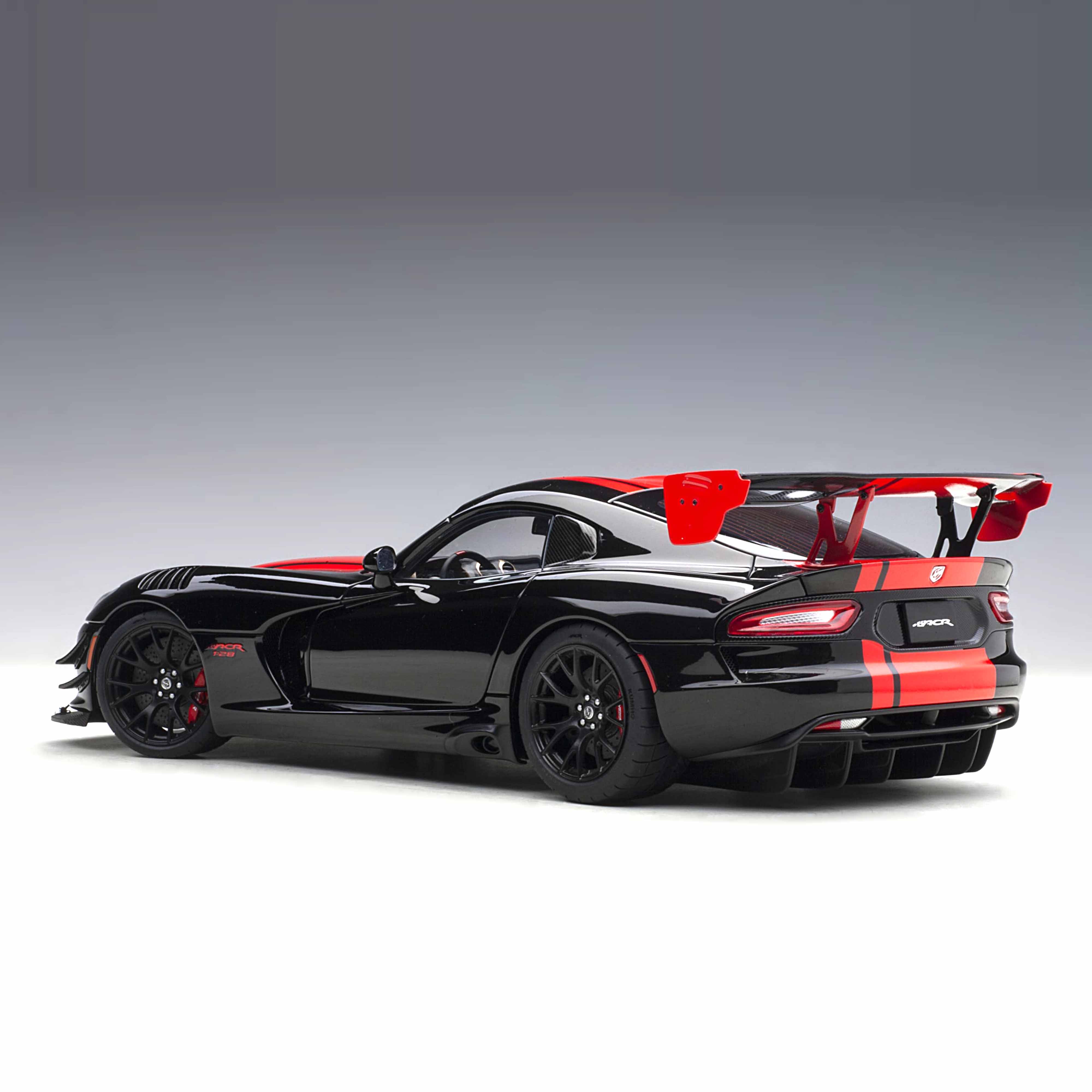 Dodge Viper ACR 2017 Venom Noir 1/18