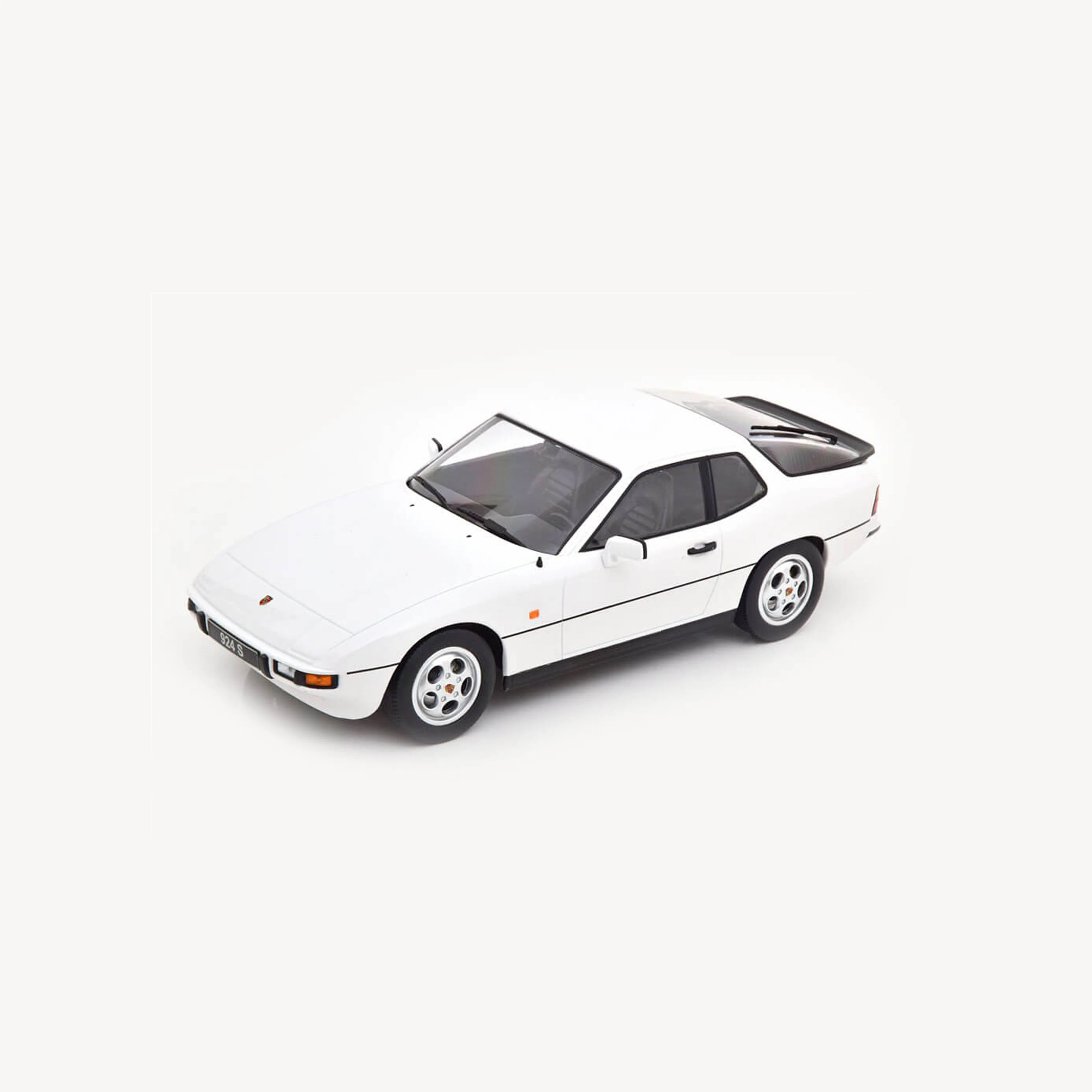 Porsche 924 S 1986 Blanc 1/18
