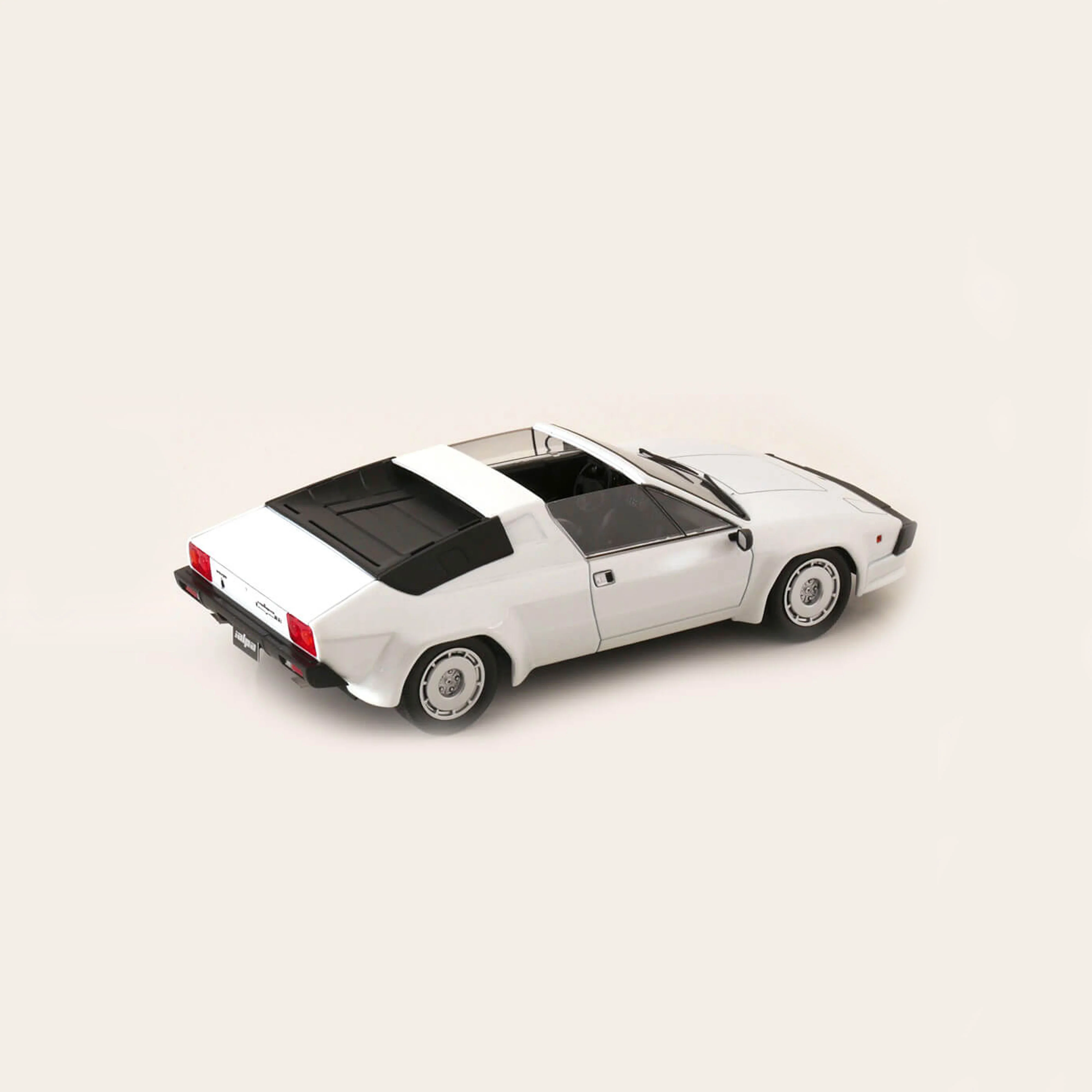 Lamborghini Jalpa 3500 1982 Blanc Métallique 1/18
