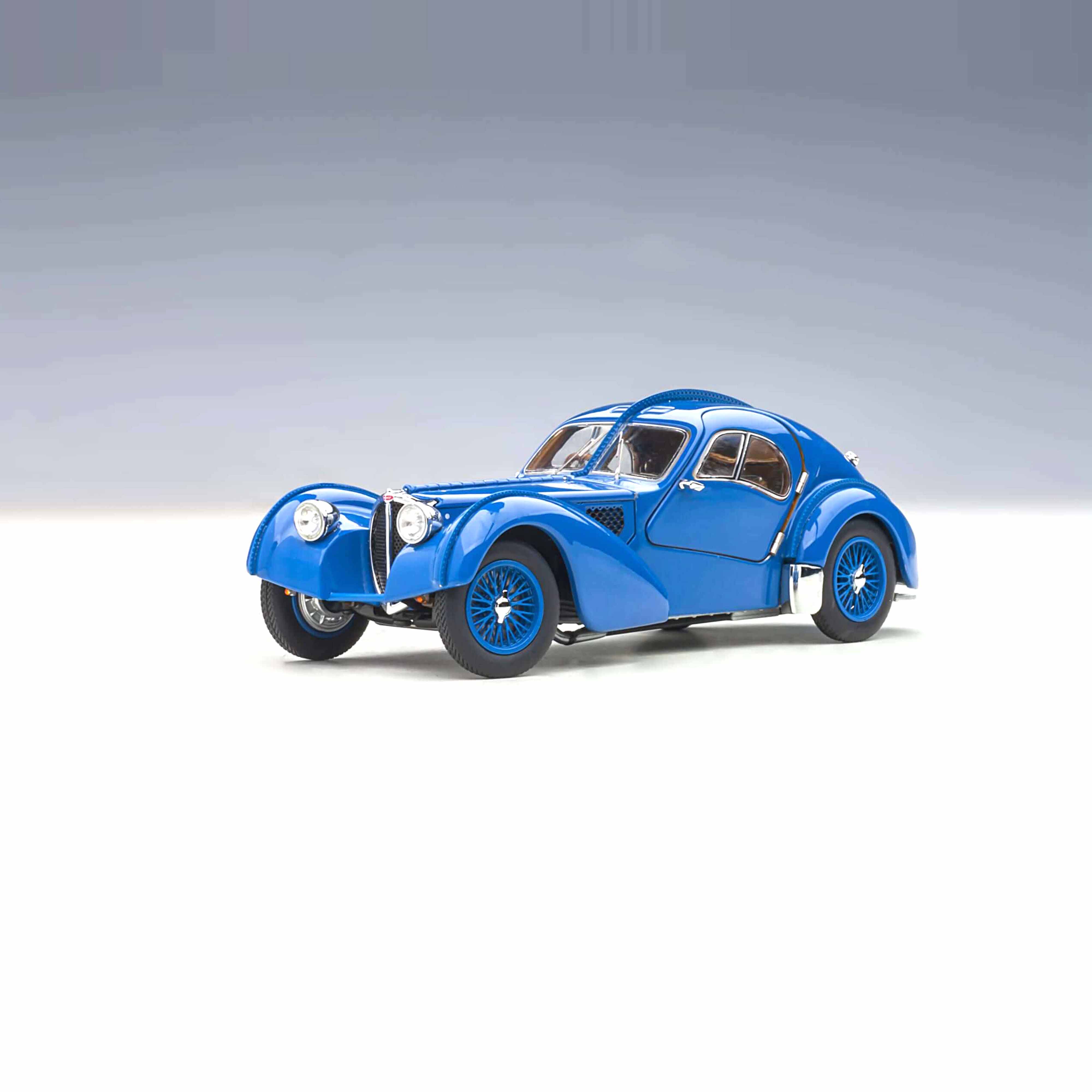 Bugatti 57S Atlantic 1938 Bleu/Roues à rayons en fil de fer 1/43