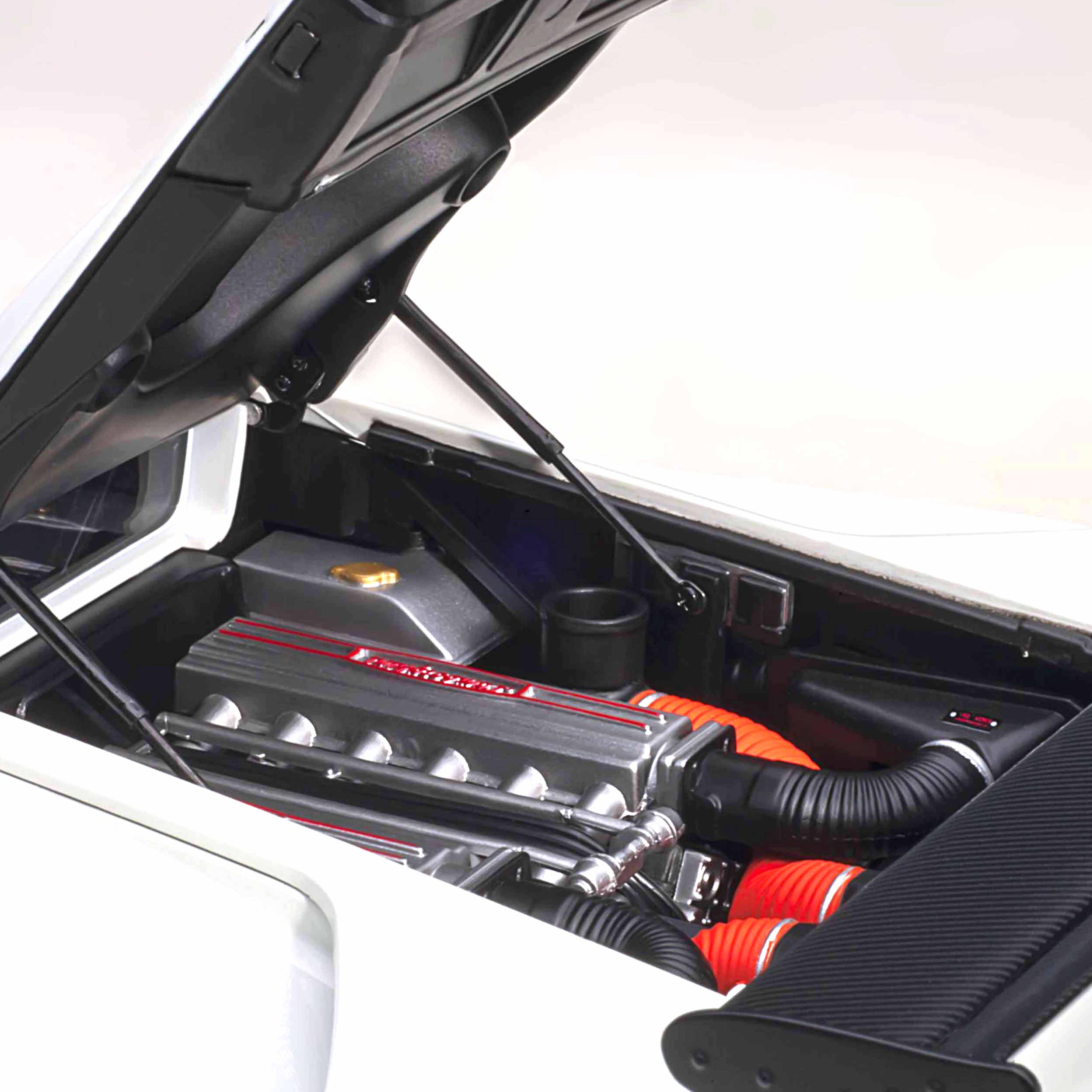 Lamborghini Diablo SV-R Impact Blanc 1/18