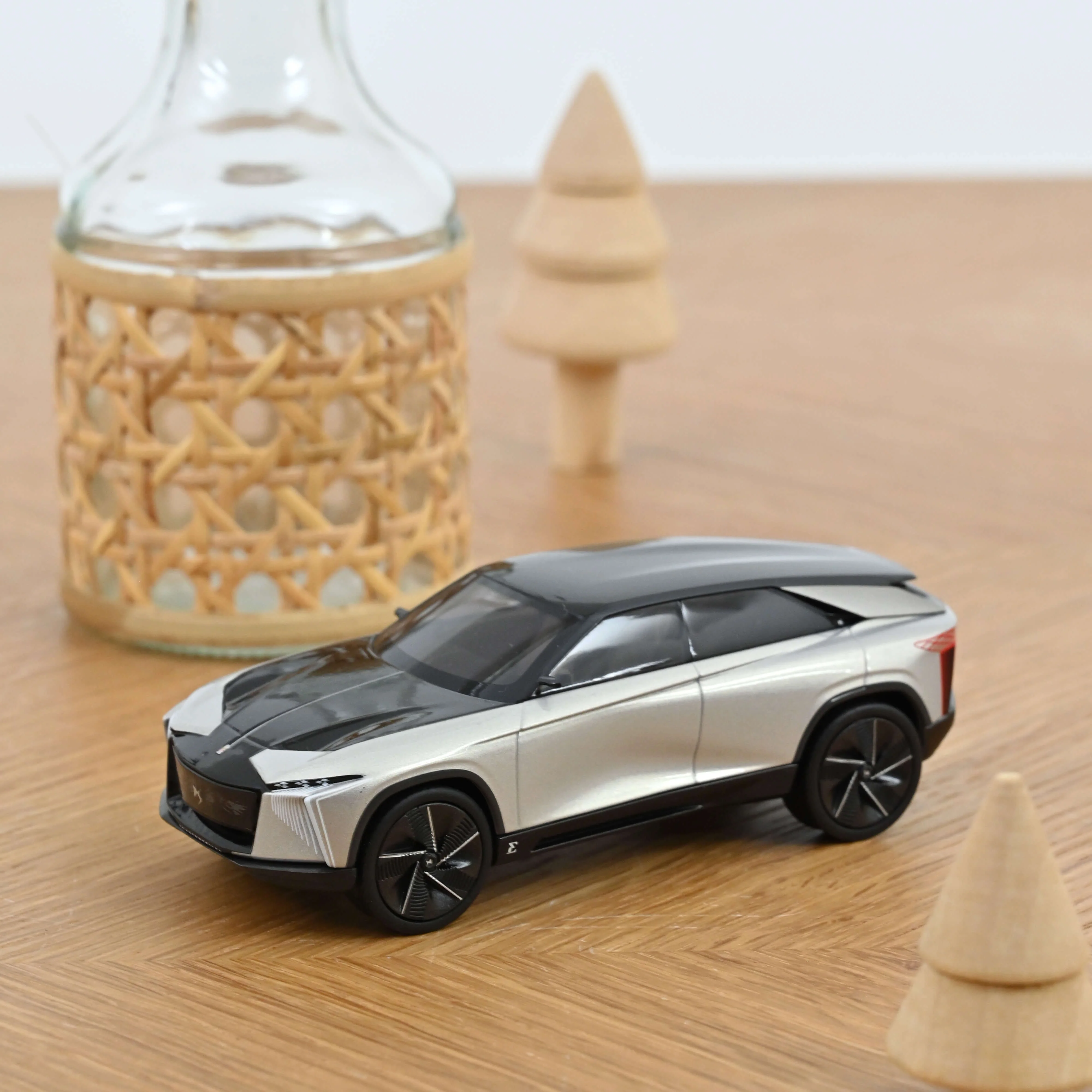 DS Aero Sport Lounge Gris/Noir 1/43