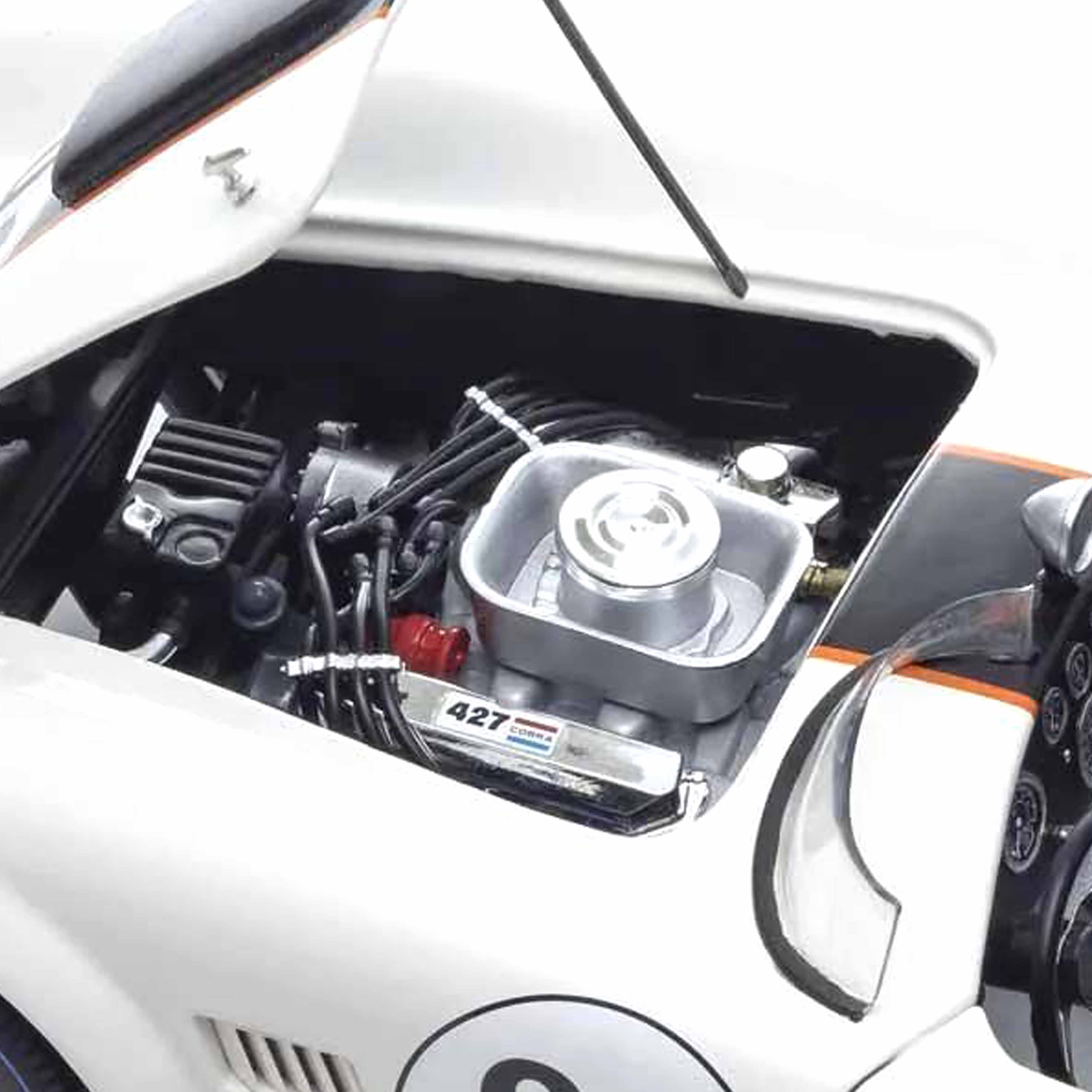 Shelby Cobra 427 S/C N°91 Essex Wire Blanc/Bleu foncé 1/18