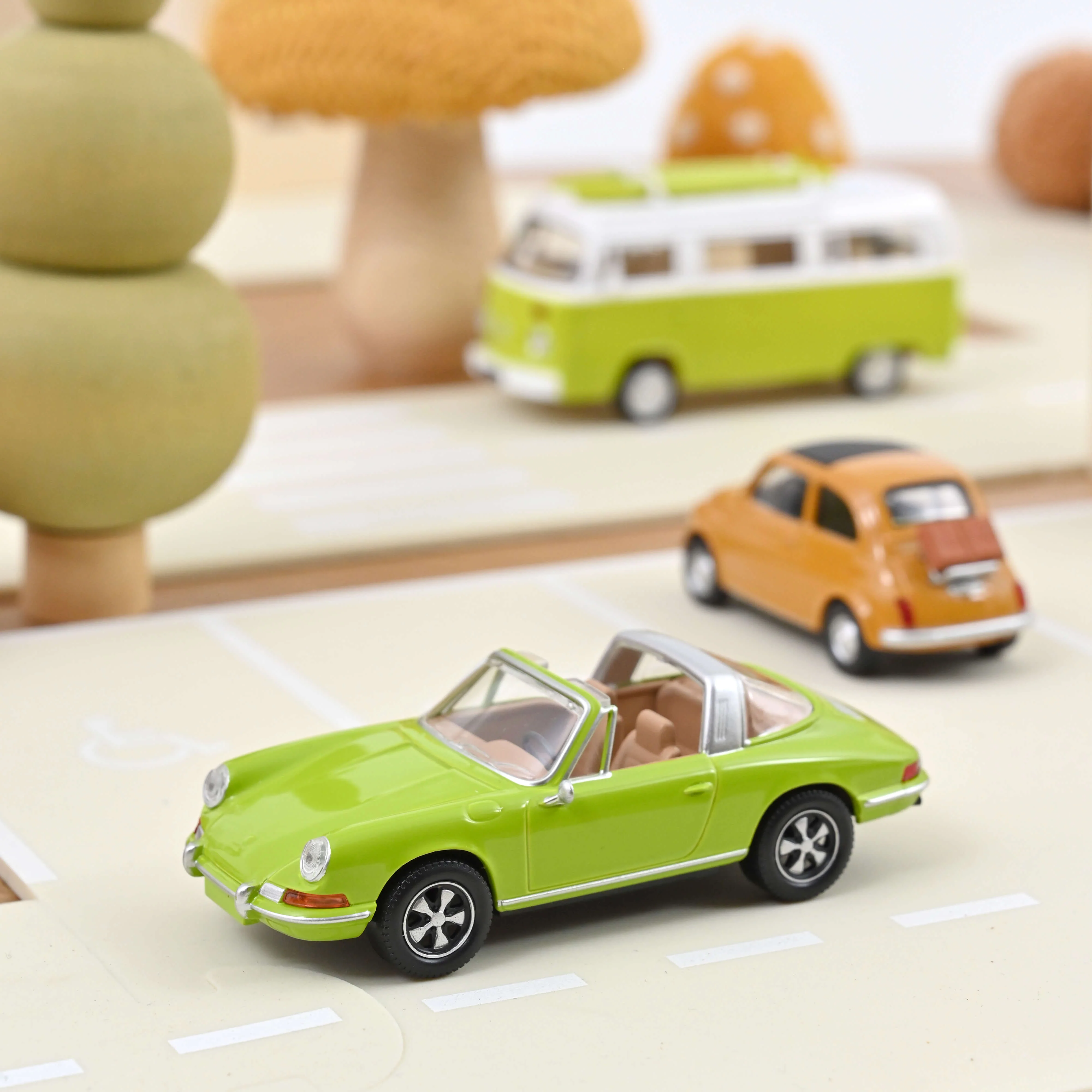 Porsche 911 Targa 1969 Lightgreen Jet-car 1/43
