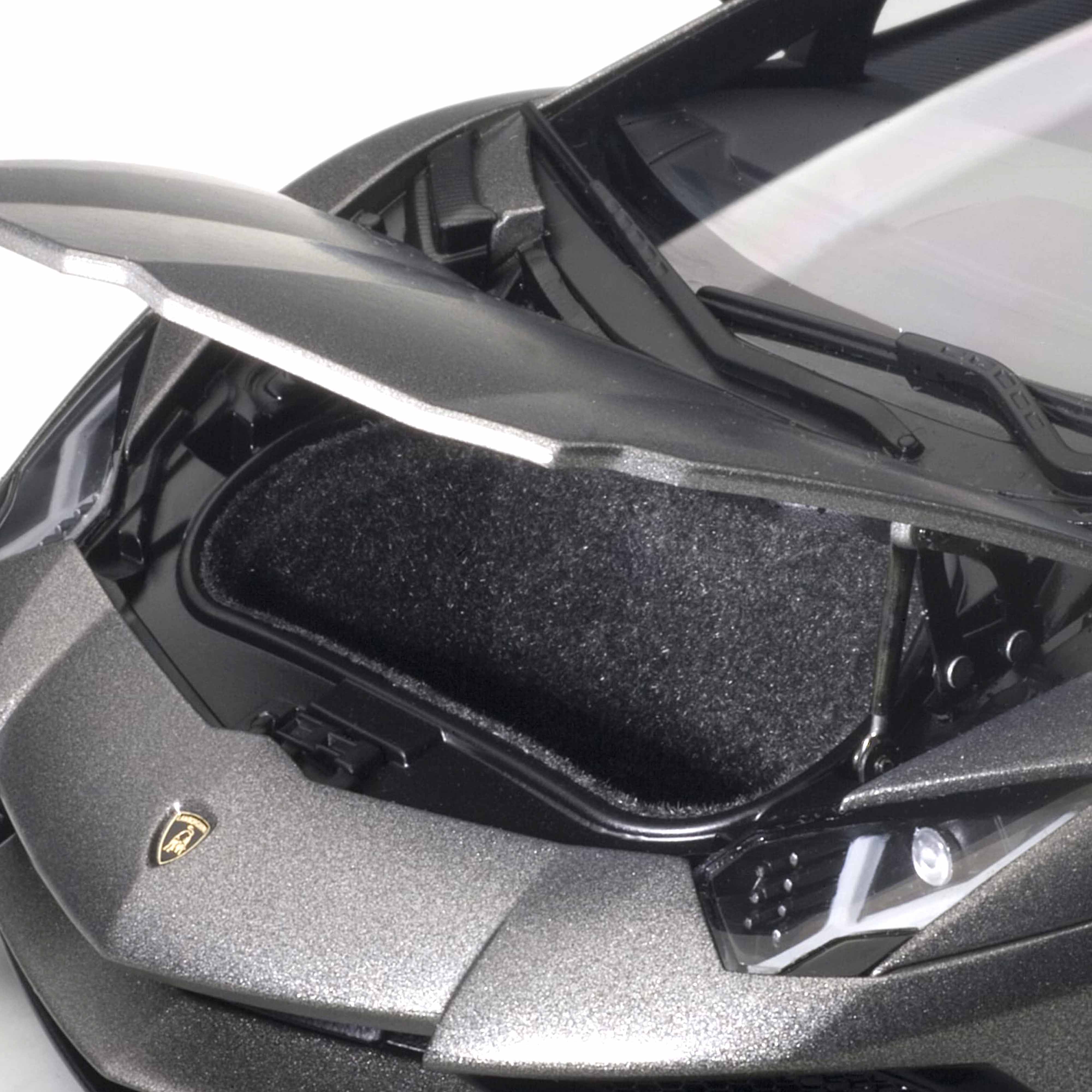 Lamborghini Aventador LP750-4 SV 2015 Gris Titan/Gris Mat 1/18