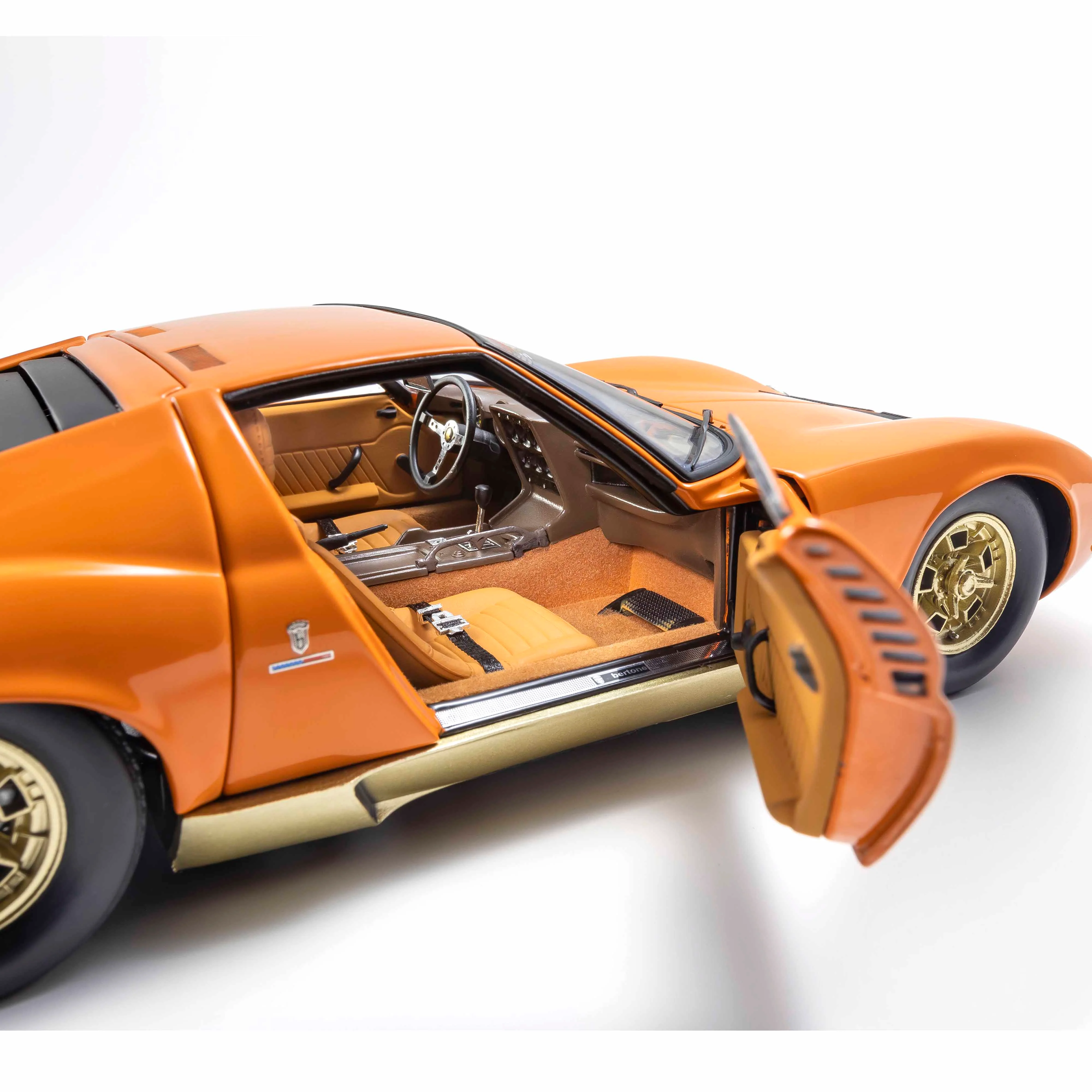Lamborghini Miura P400 Orange/Or (Intérieur Marron) 1/18