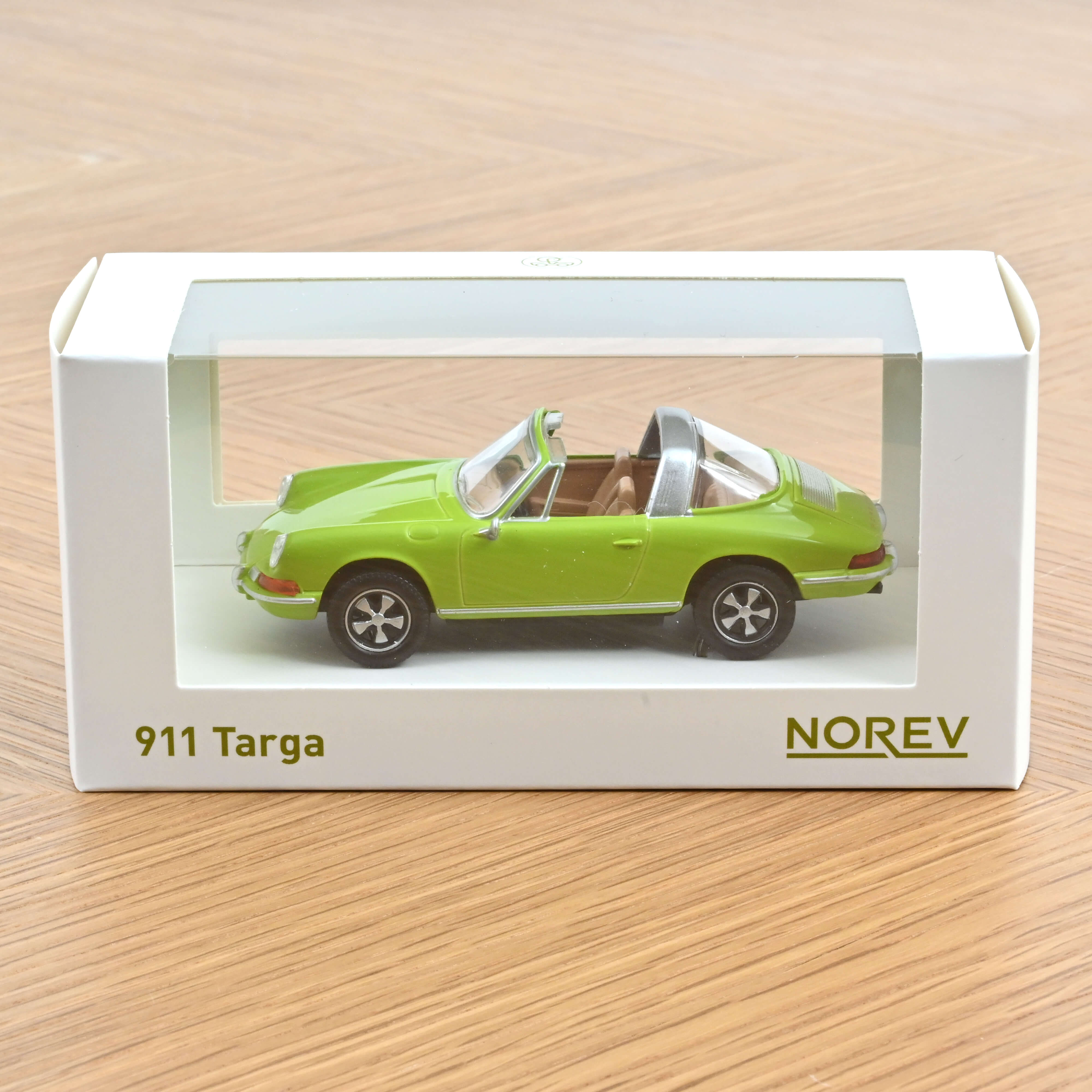 Porsche 911 Targa 1969 Lightgreen Jet-car 1/43