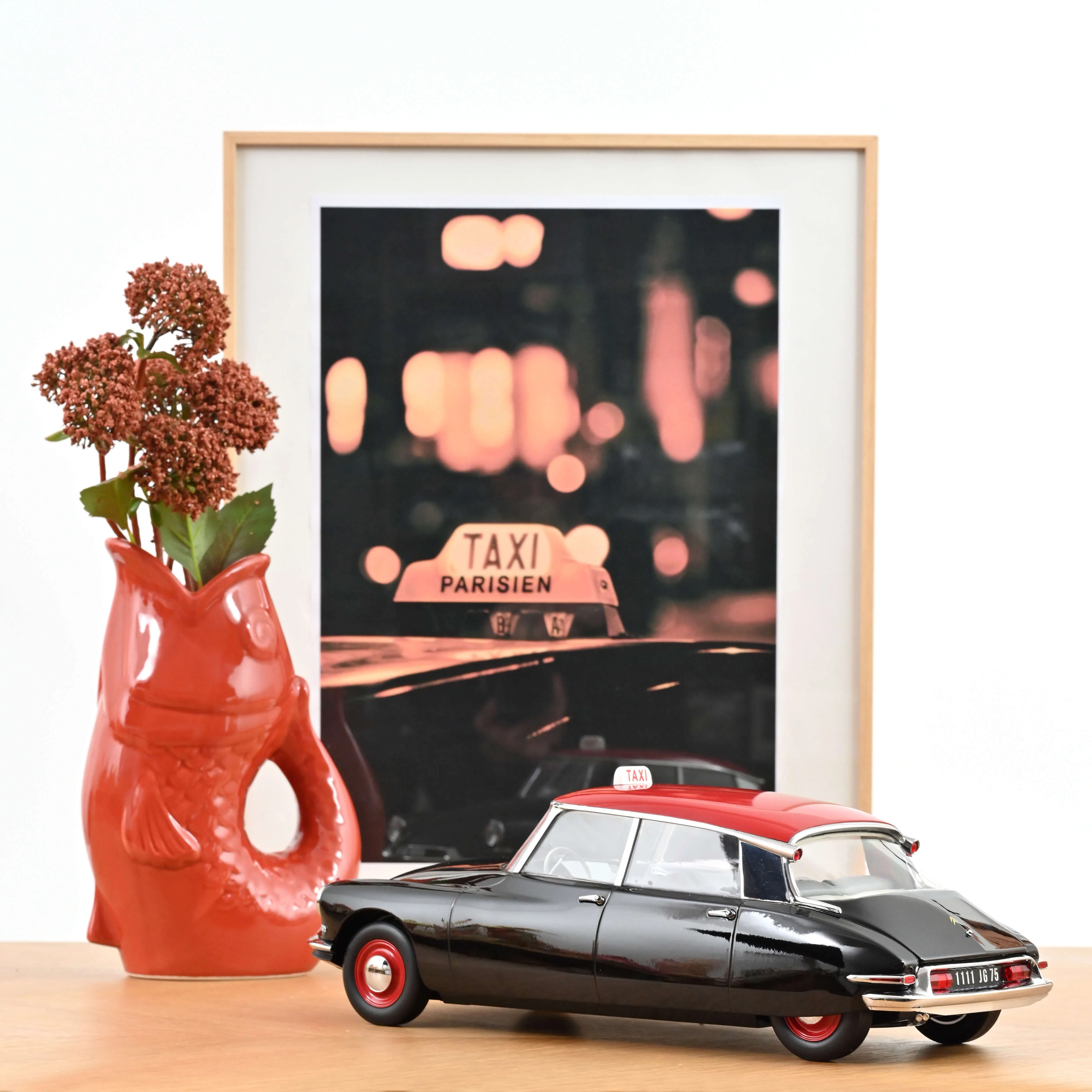 Citroën DS 19 1959 Taxi Parisien 1/12- 150pcs