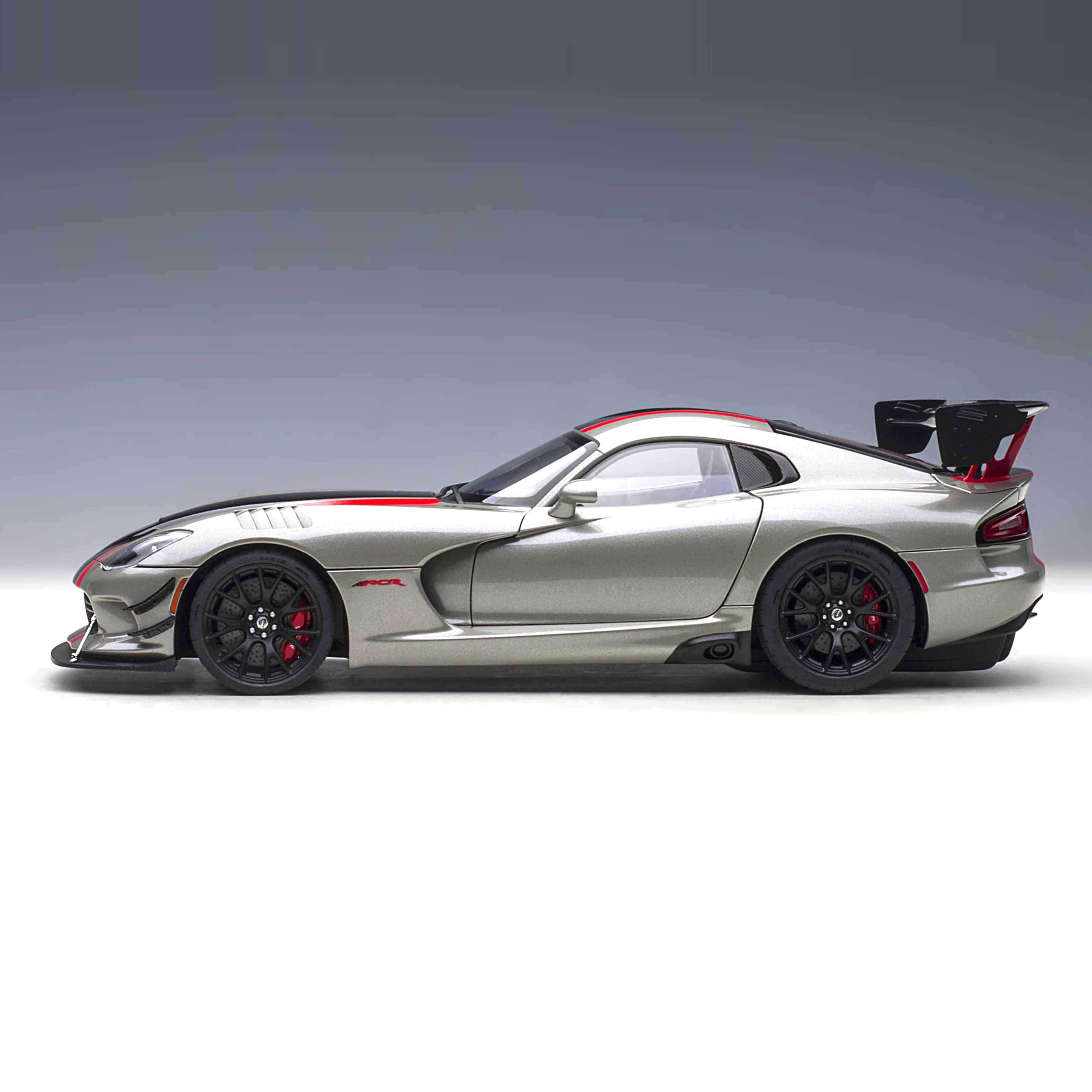 Dodge Viper ACR 2017 Argent Billet Métallisé 1/18