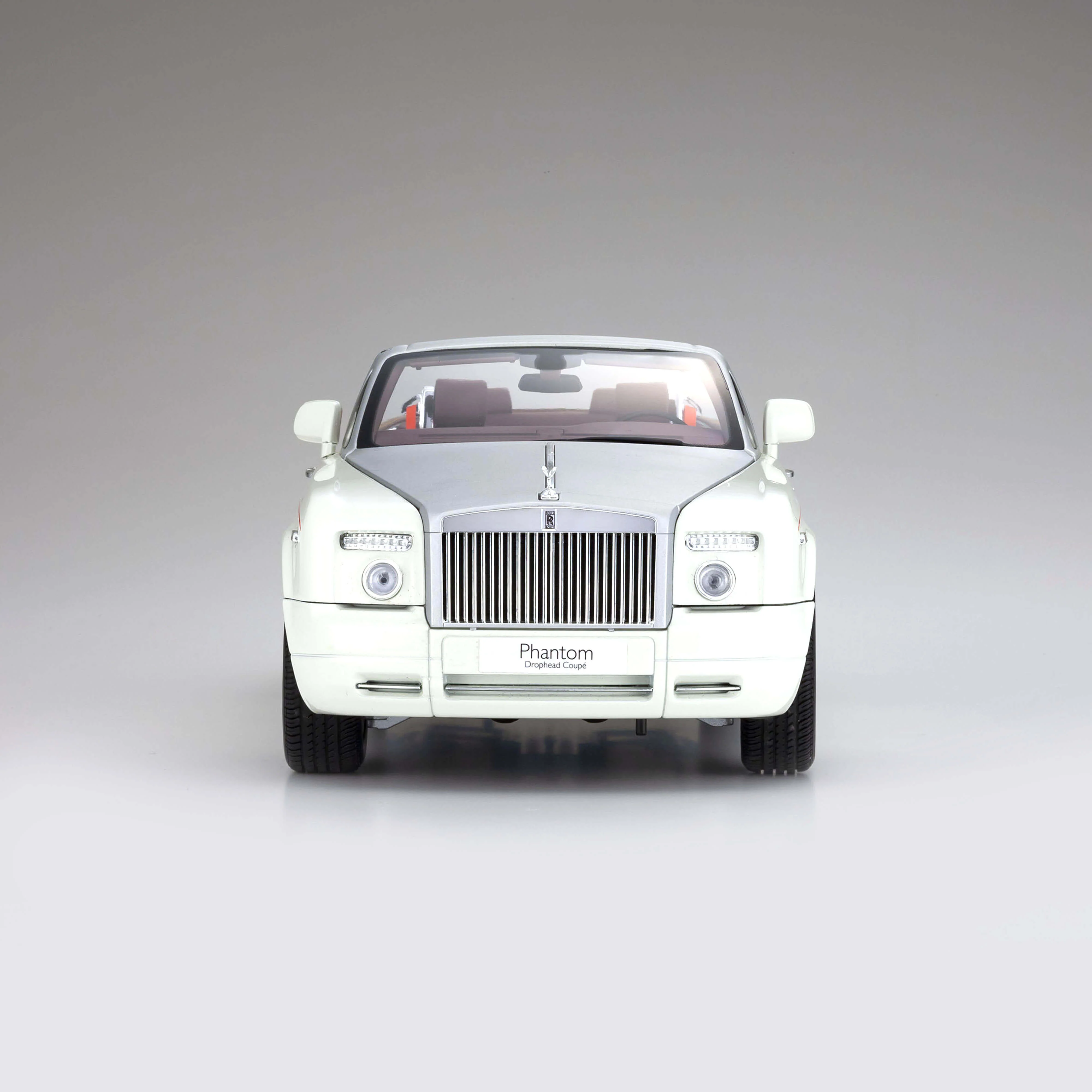 Rolls-Royce Phantom Drophead Coupé Blanc Anglais 1/18