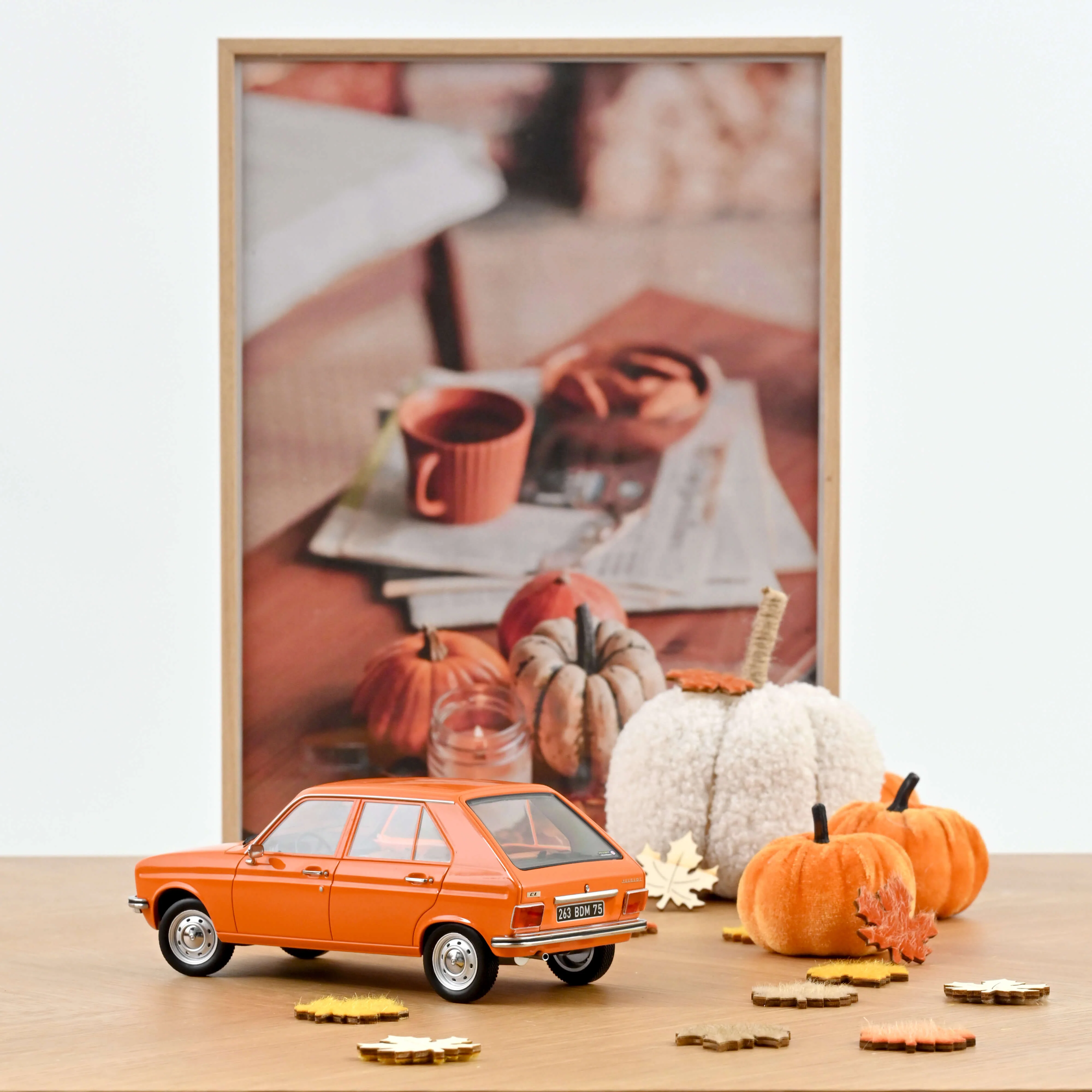 Peugeot 104 GL 1977 Orange 1/18 - 300pcs