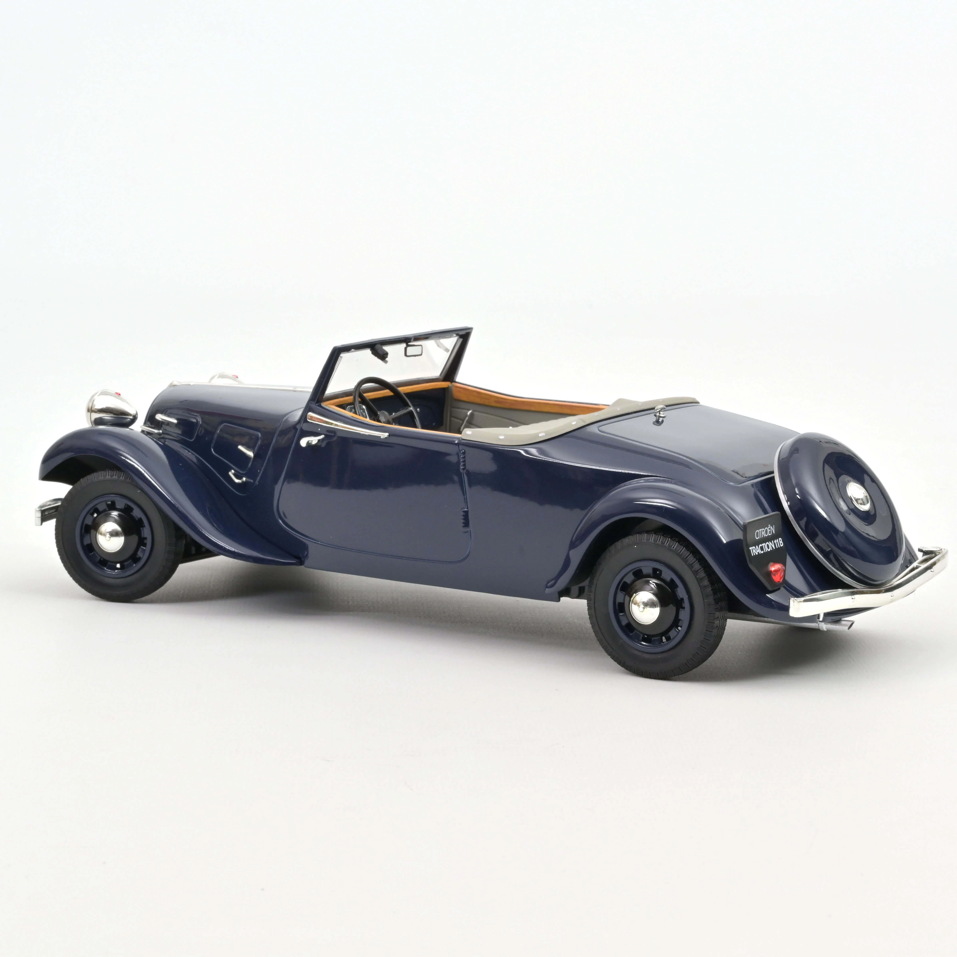 Citroën Traction Cabriolet 1938 Bleu foncé 1/18
