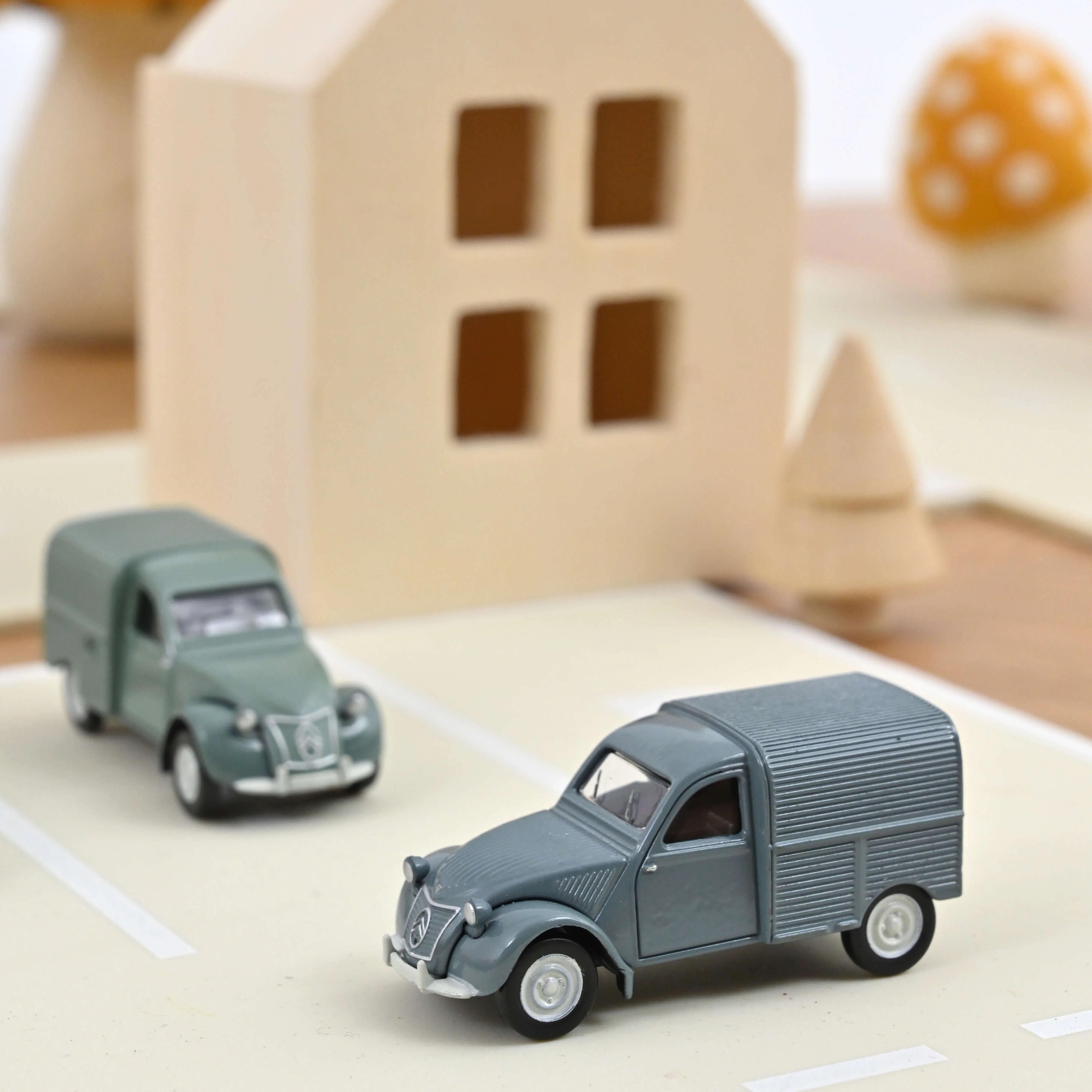 Citroën 2CV Fourgonnette 1950 Bleu 1/64