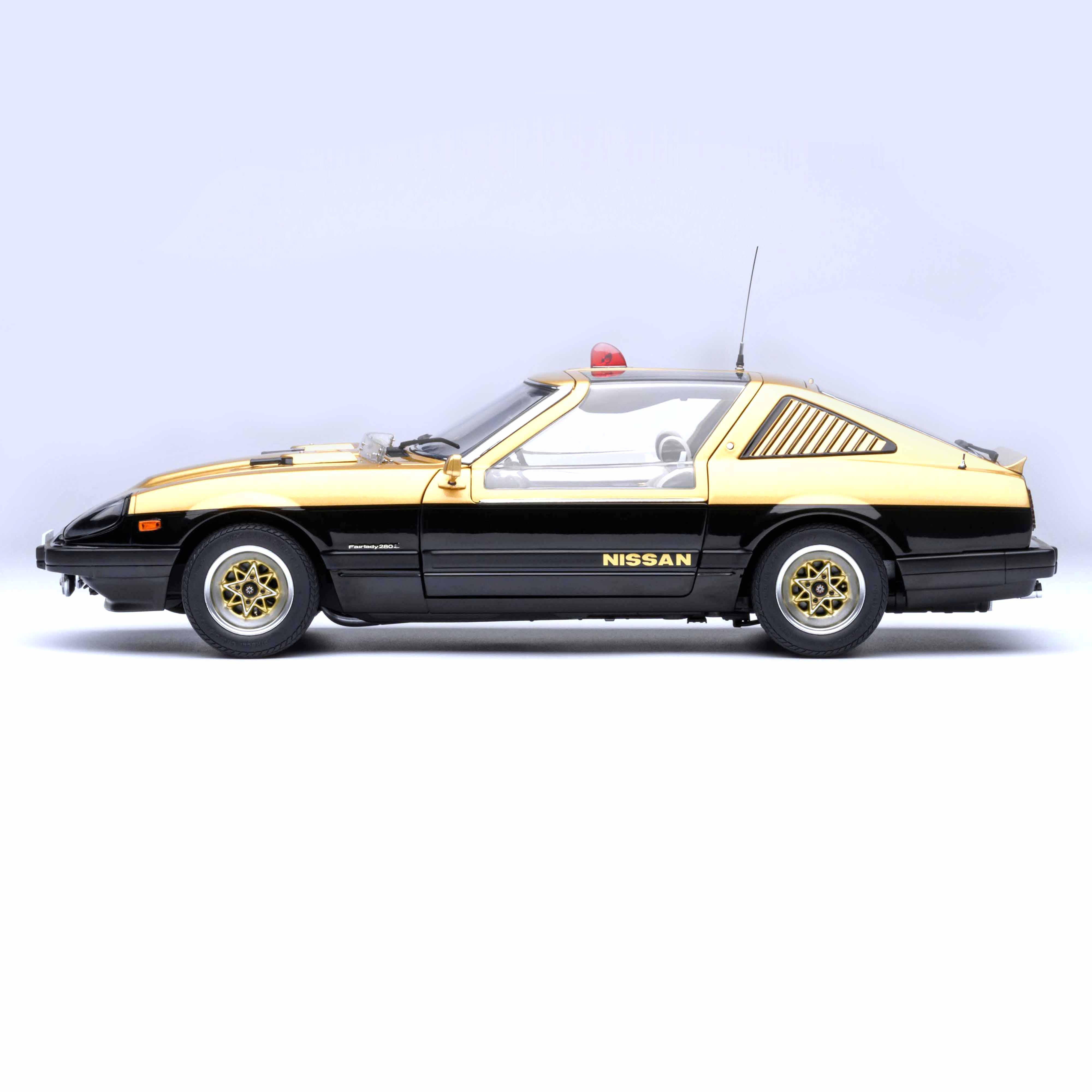 Nissan Fairlady Z (S130) Seibu-Keisatsu Super Z 1/18