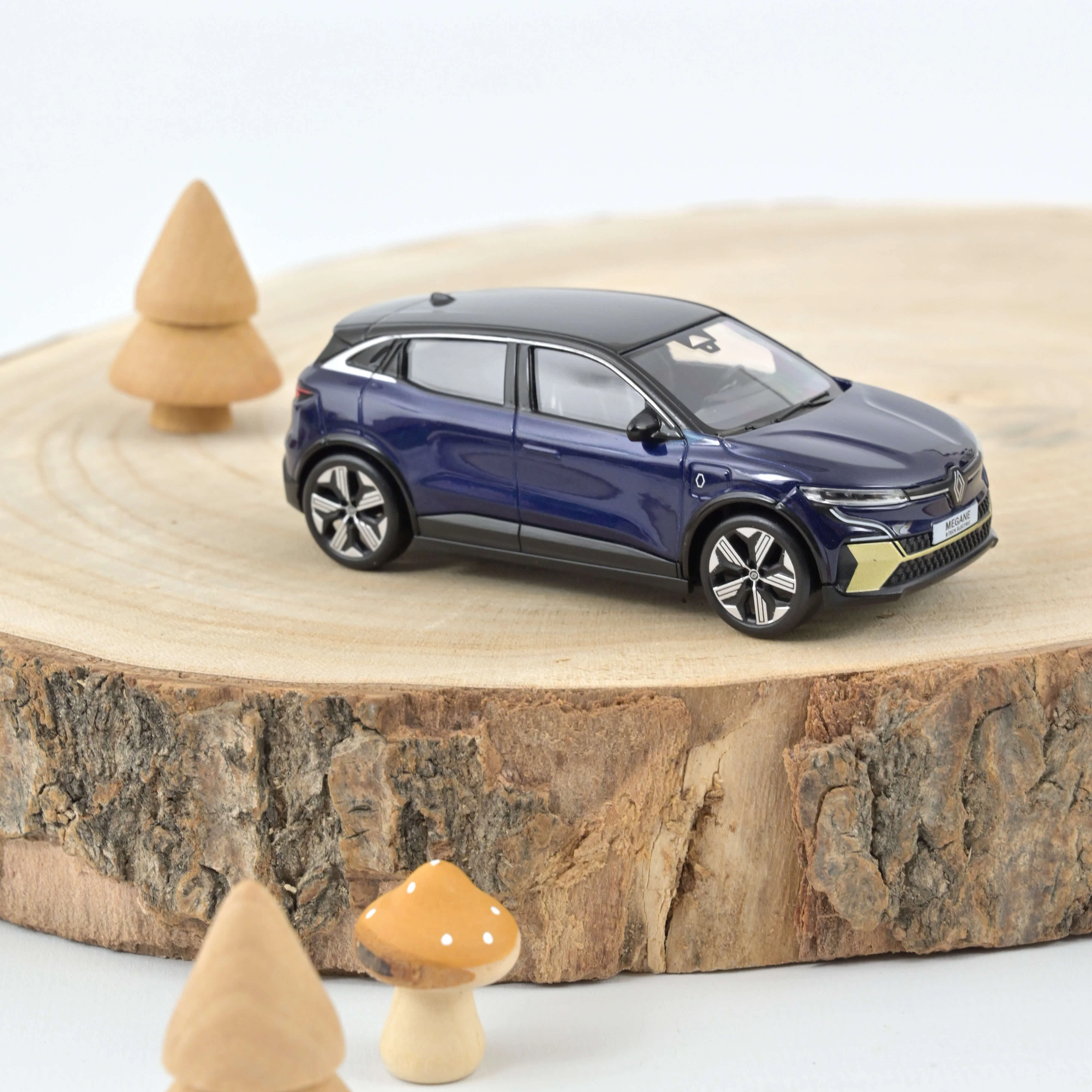 Renault Mégane E-Tech Electrique 2022 Bleu Minuit et Noir 1/43