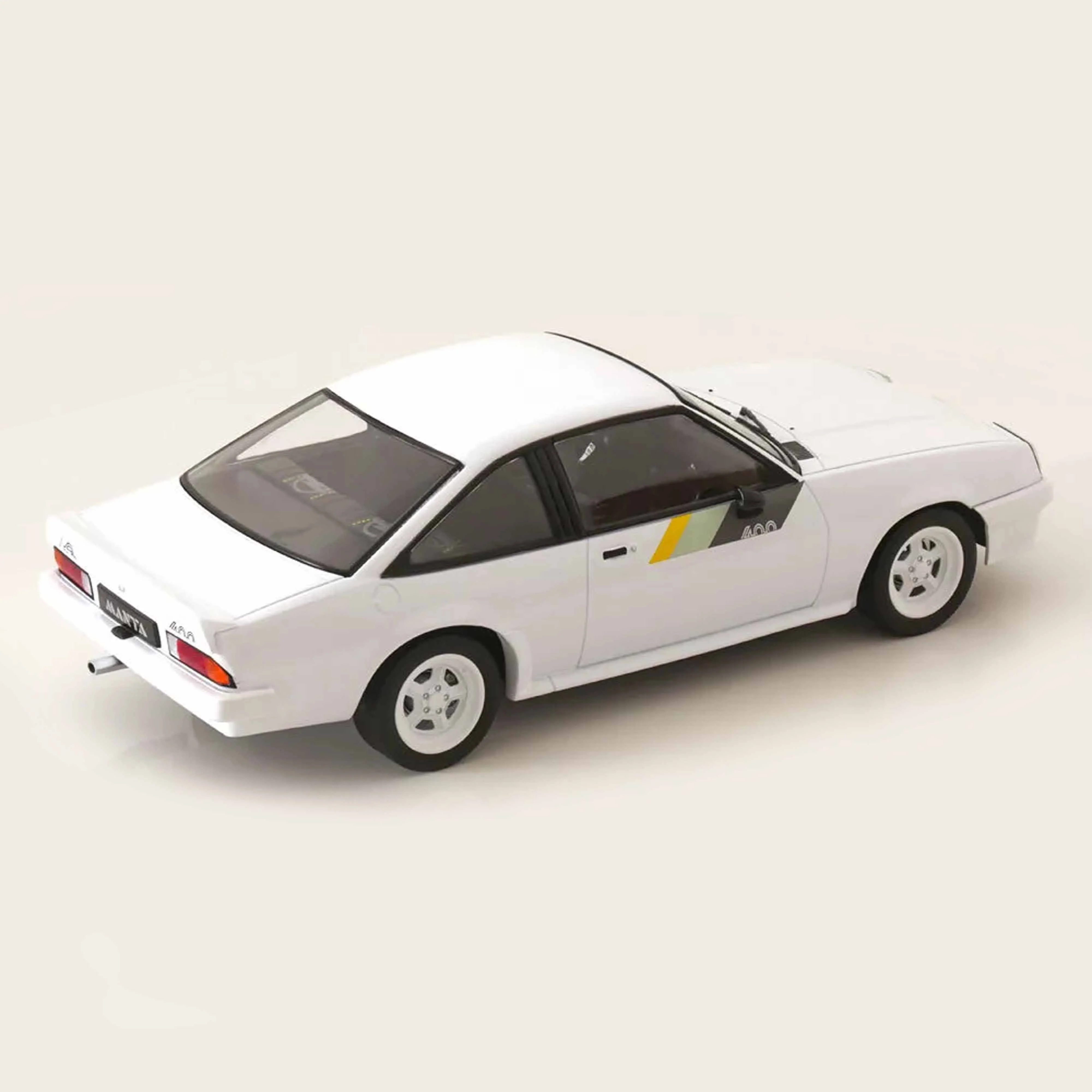 Opel Manta 400 1982 Blanc 1/18