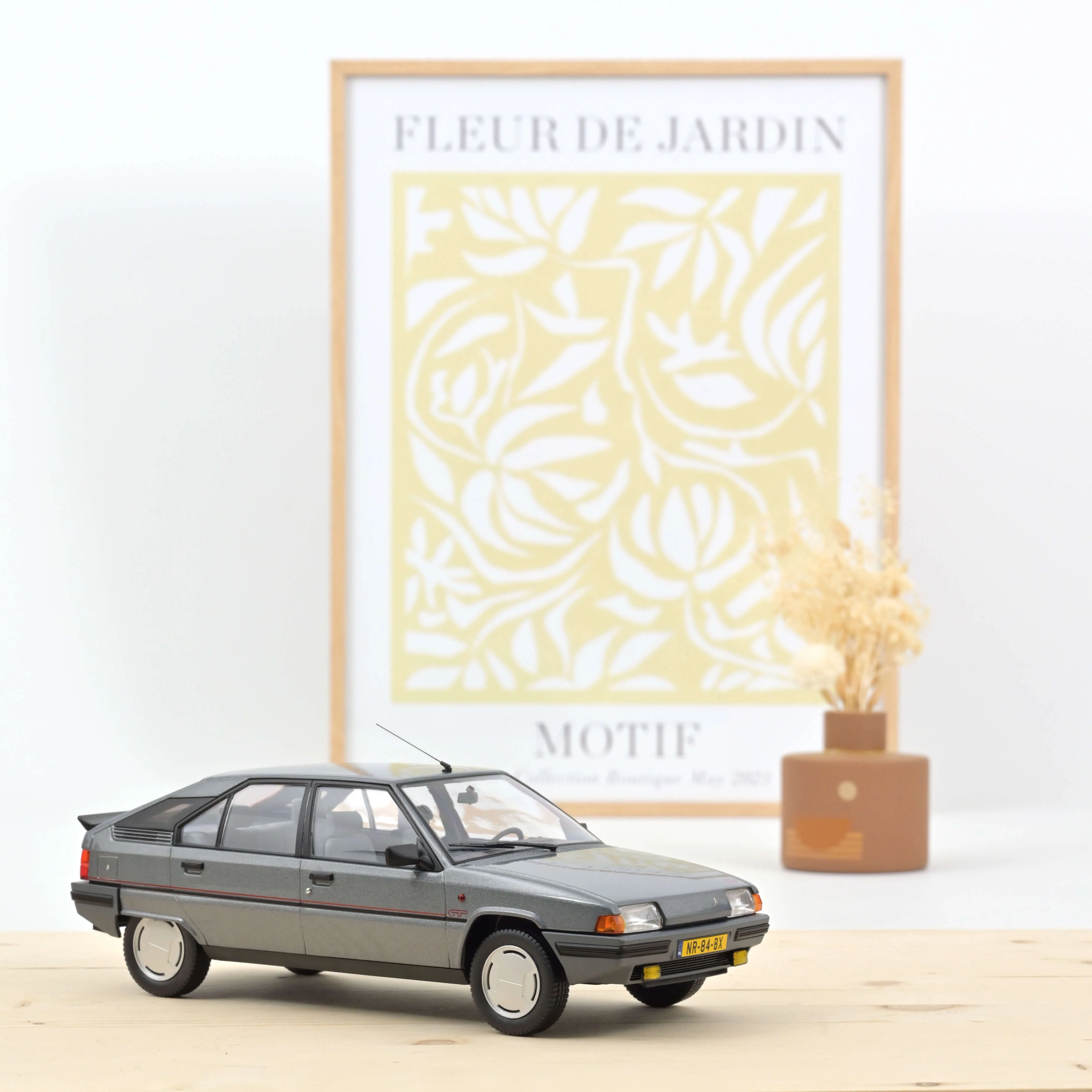 Citroën BX 19 GT 1984 Gris Renard NL version 1/18 - 300pcs