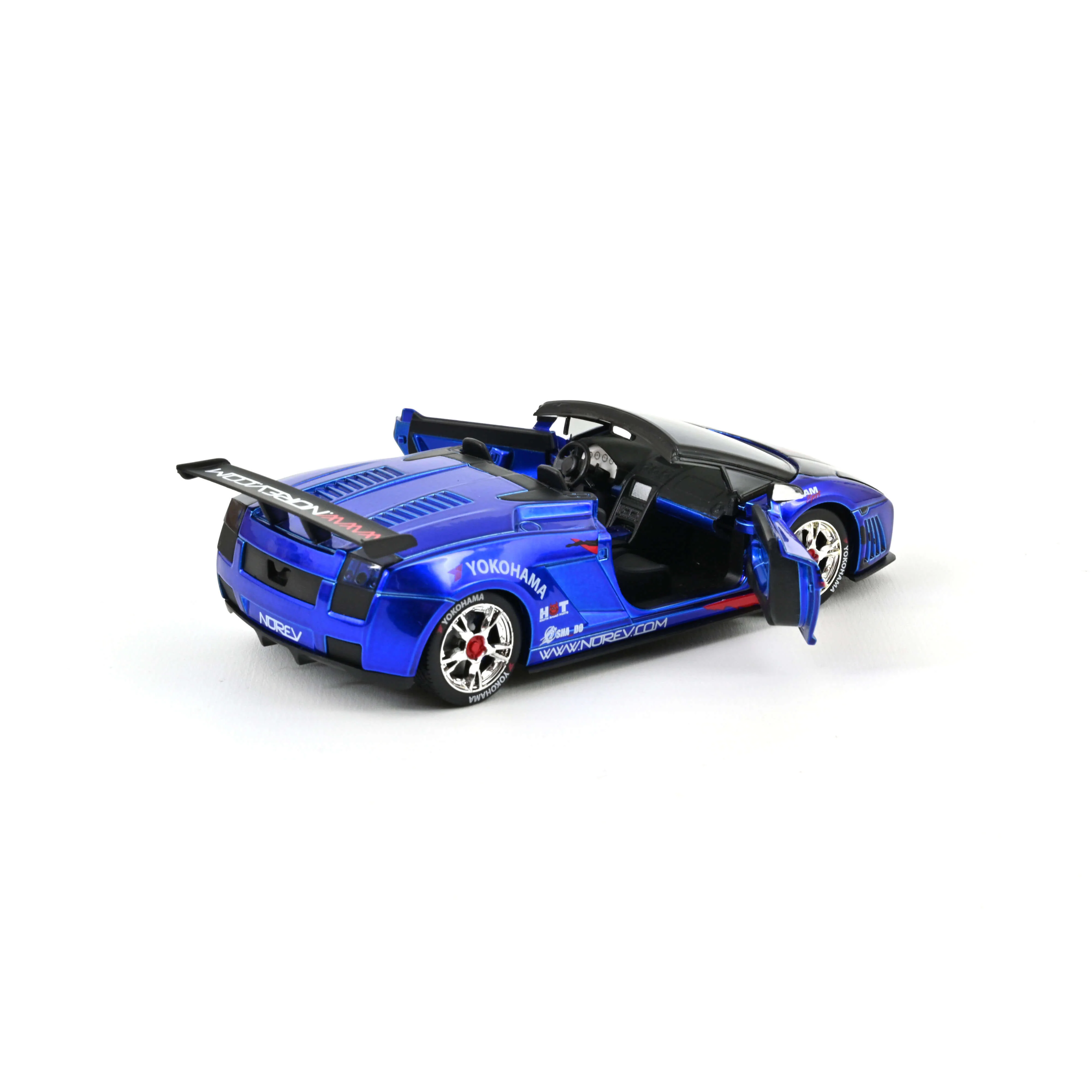 Street Racer coffret 2 voitures + 1 offerte 1/32