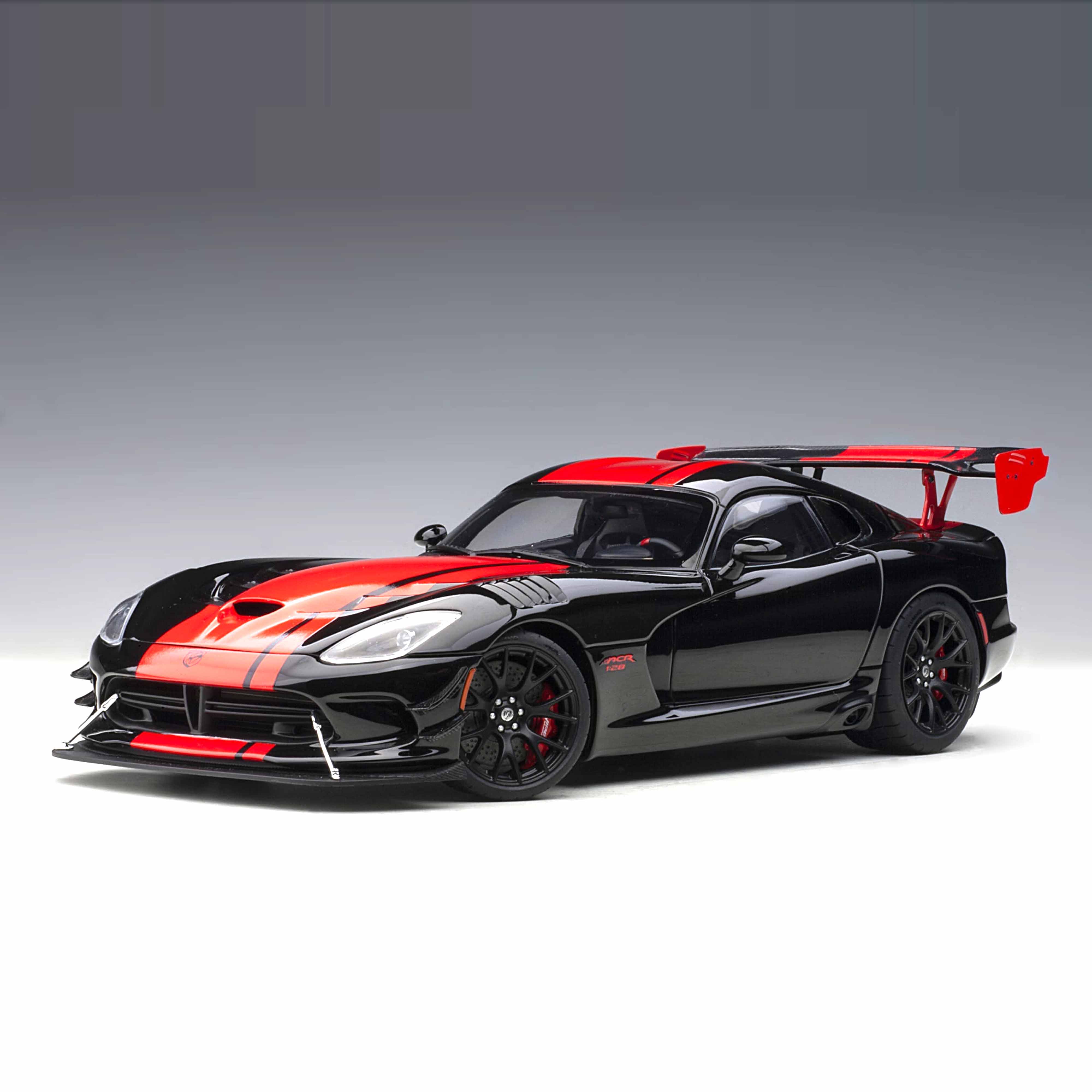 Dodge Viper ACR 2017 Venom Noir 1/18