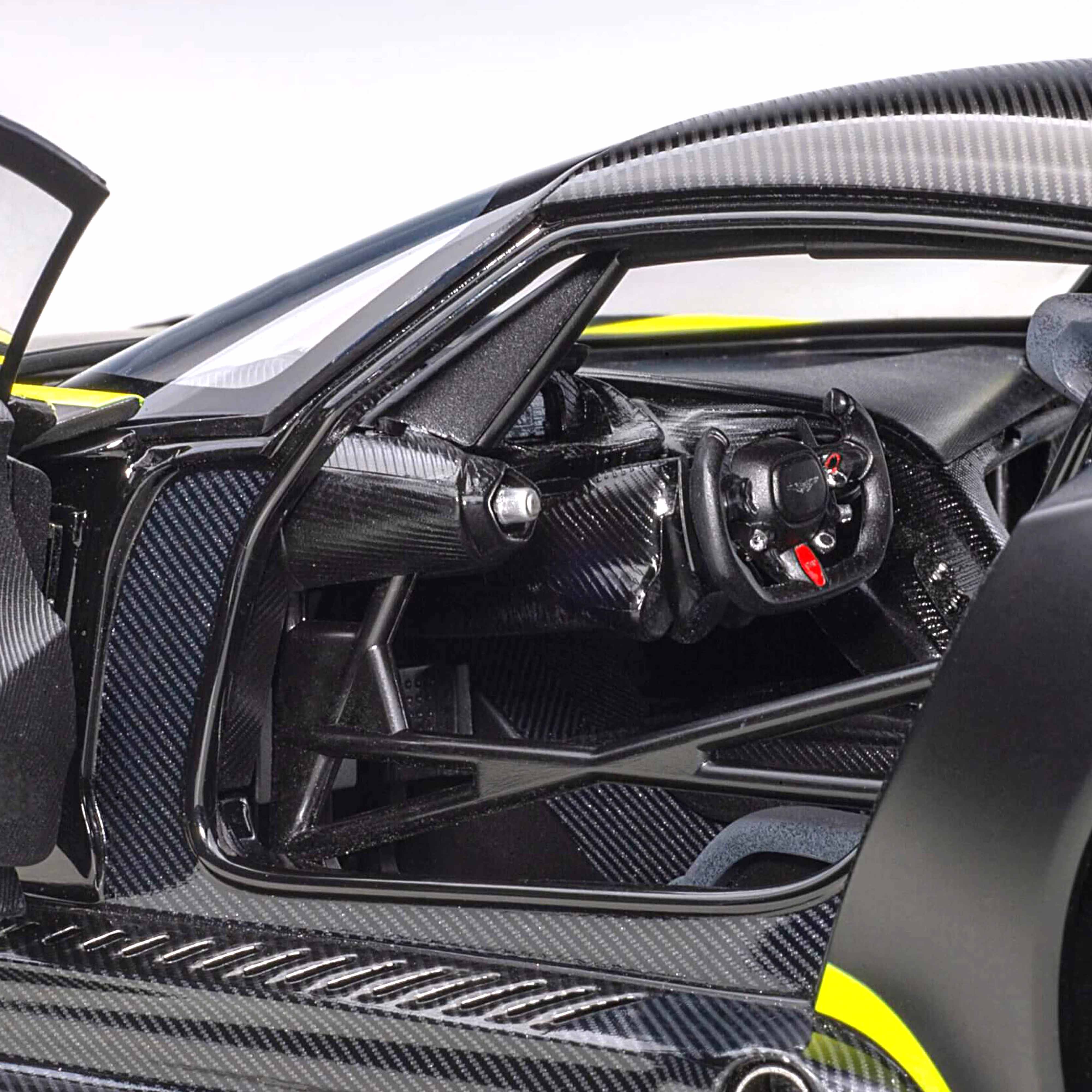 Aston Martin Vulcan Noir Mat 1/18