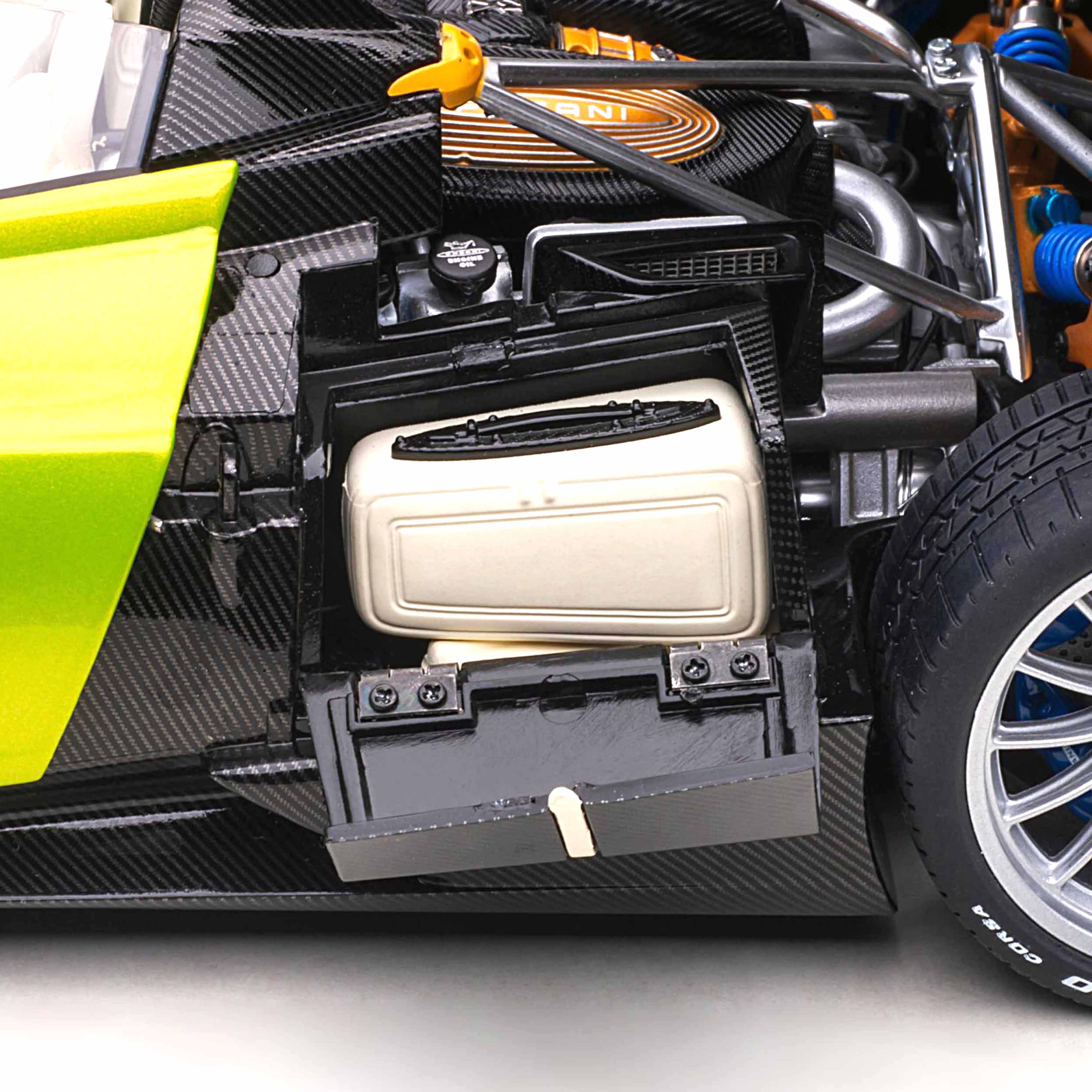 Pagani Huayra Roadster Verde Firenze 1/18