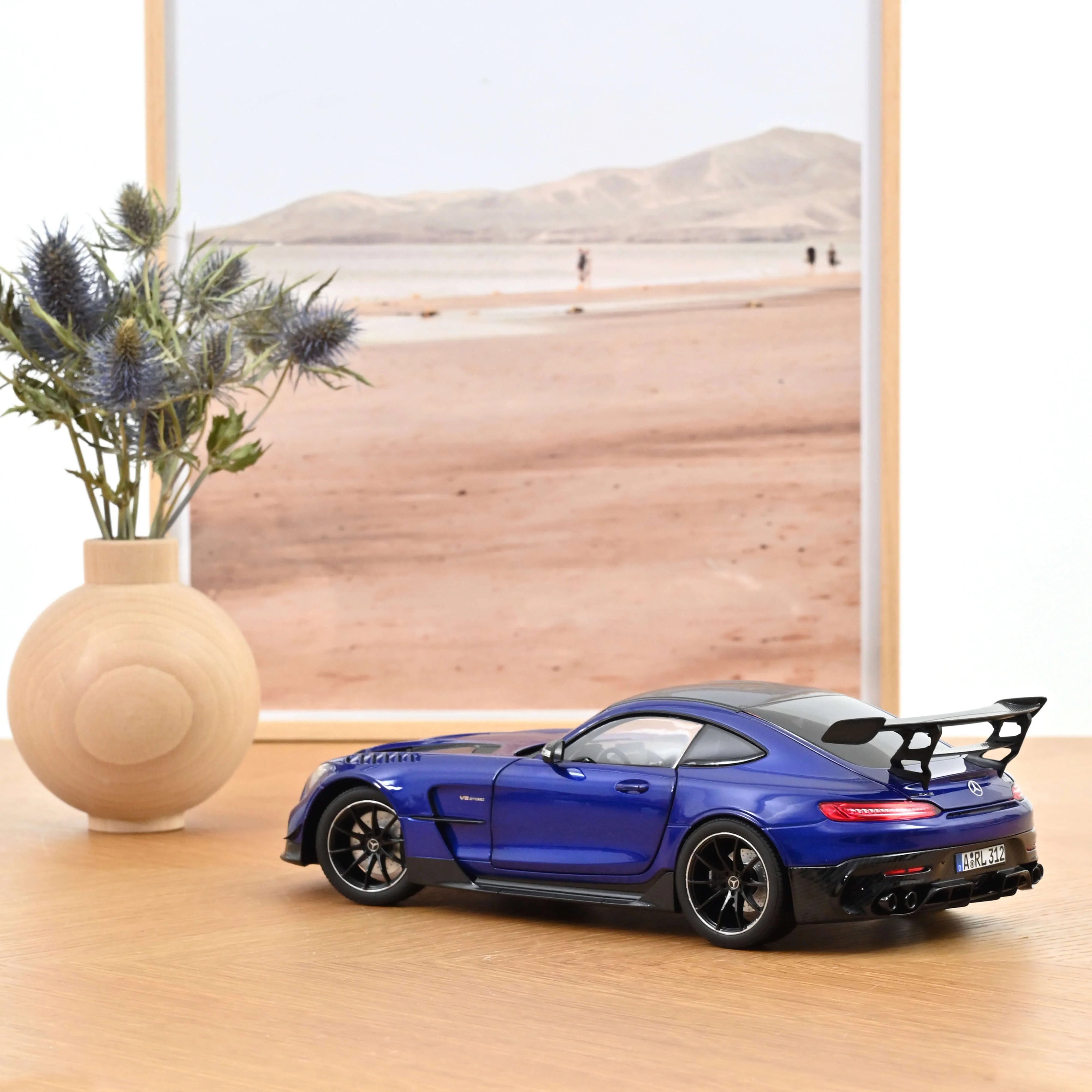 Mercedes-AMG GT Série Noire 2021 Bleu métallisé 1/18