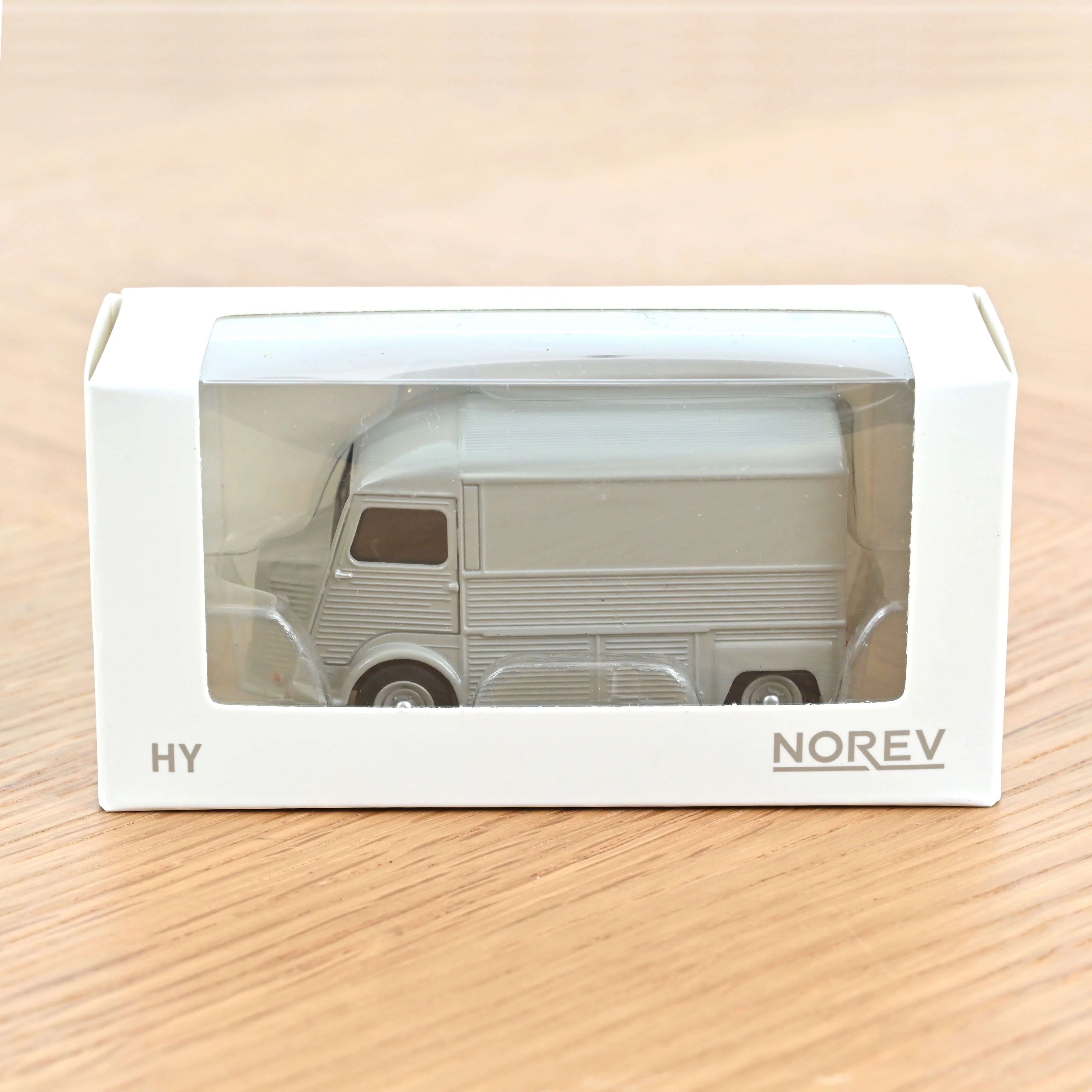 Citroën HY 1969 Gris Rosé 1/58