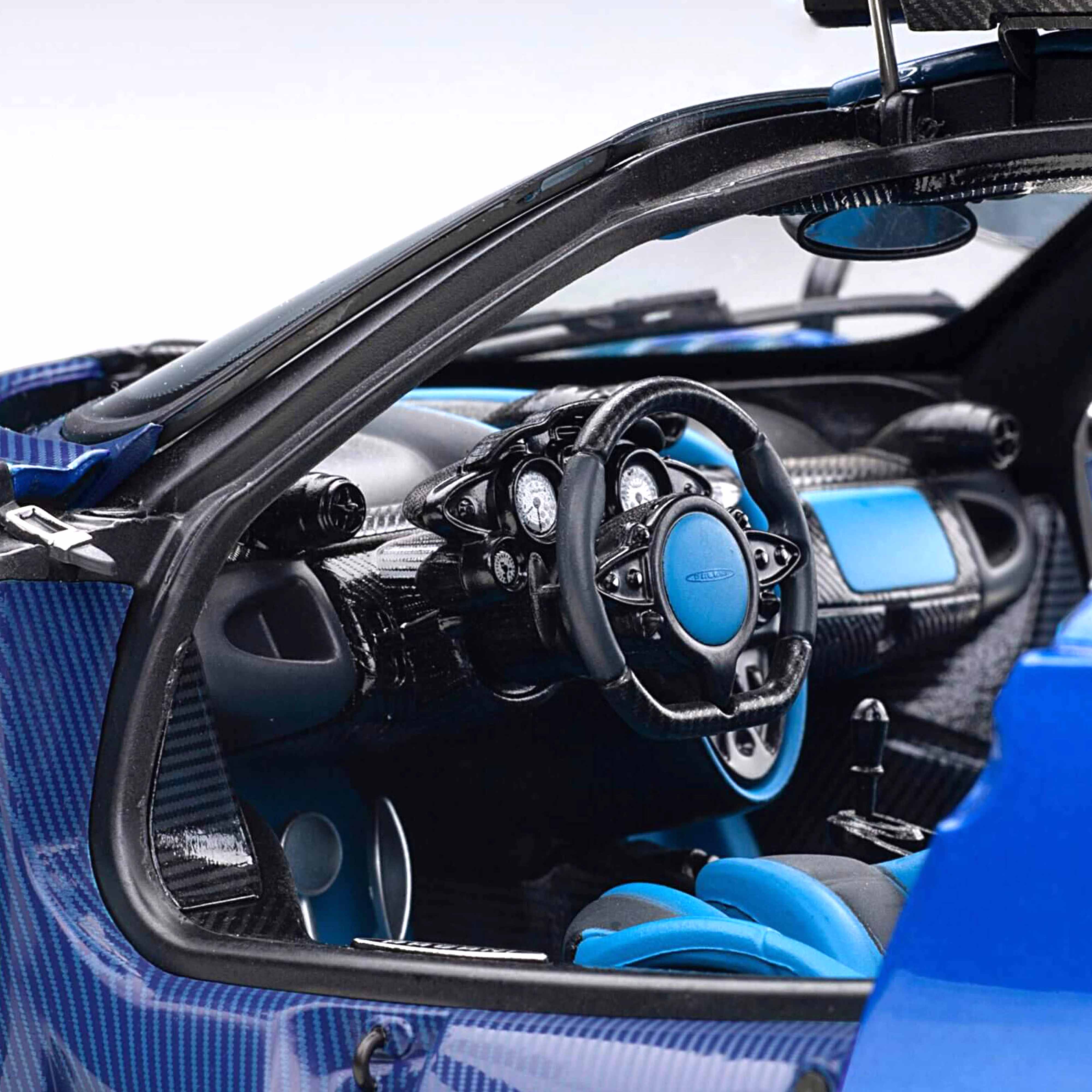 Pagani Huayra BC 2016 Bleu Carbone/Carbone 1/18